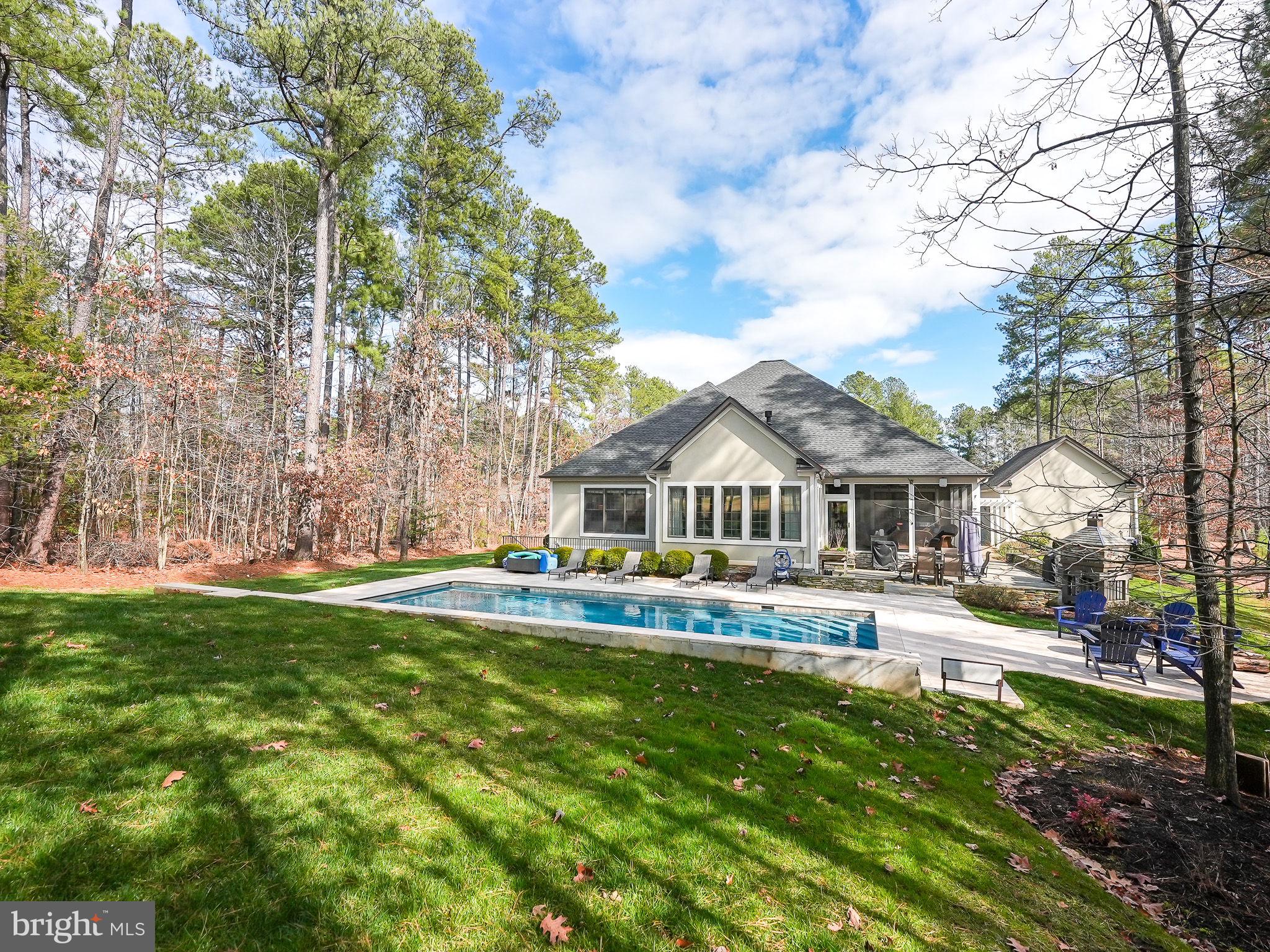 FAWN LAKE - Residential