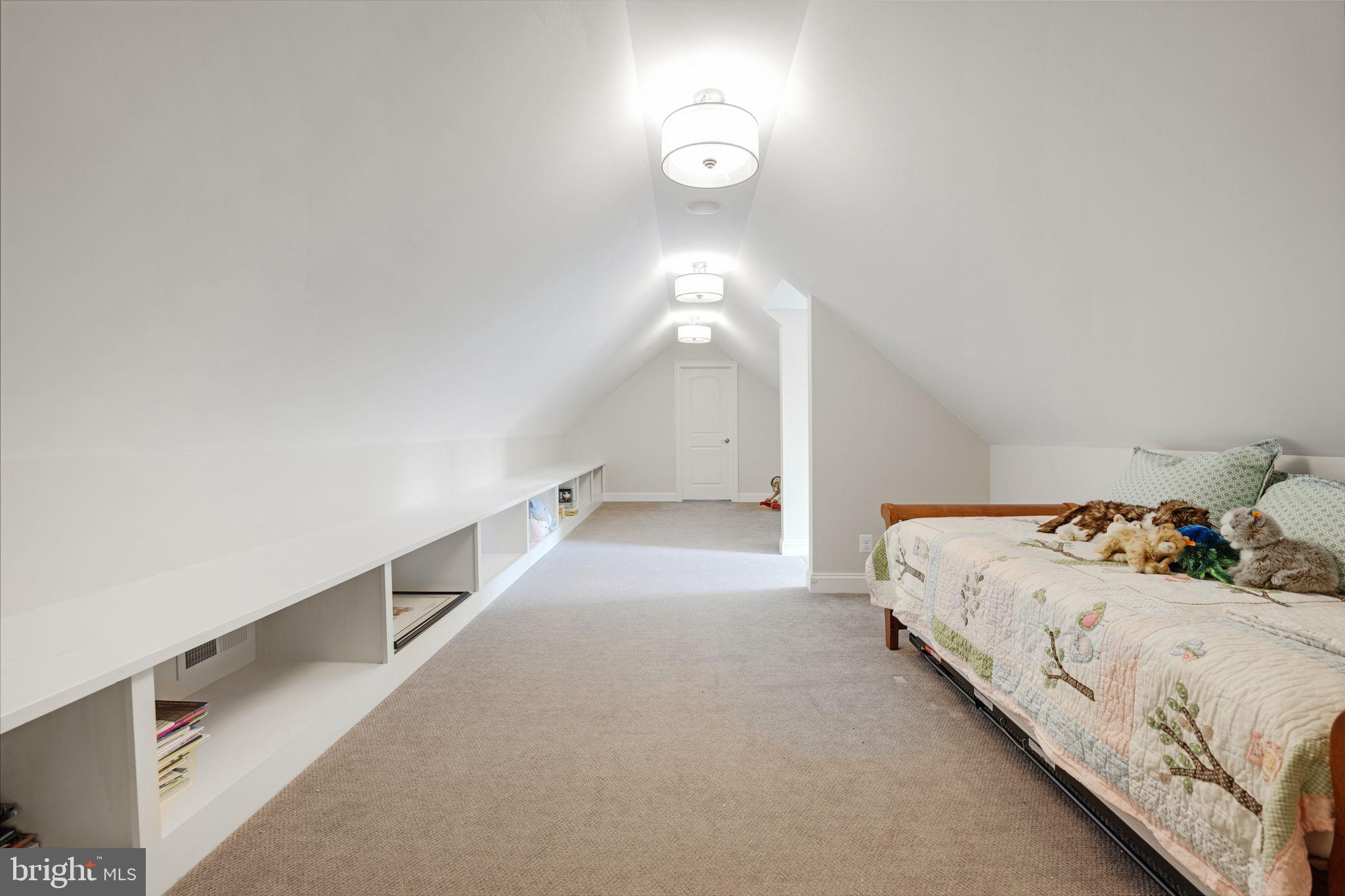 FAWN LAKE - Residential