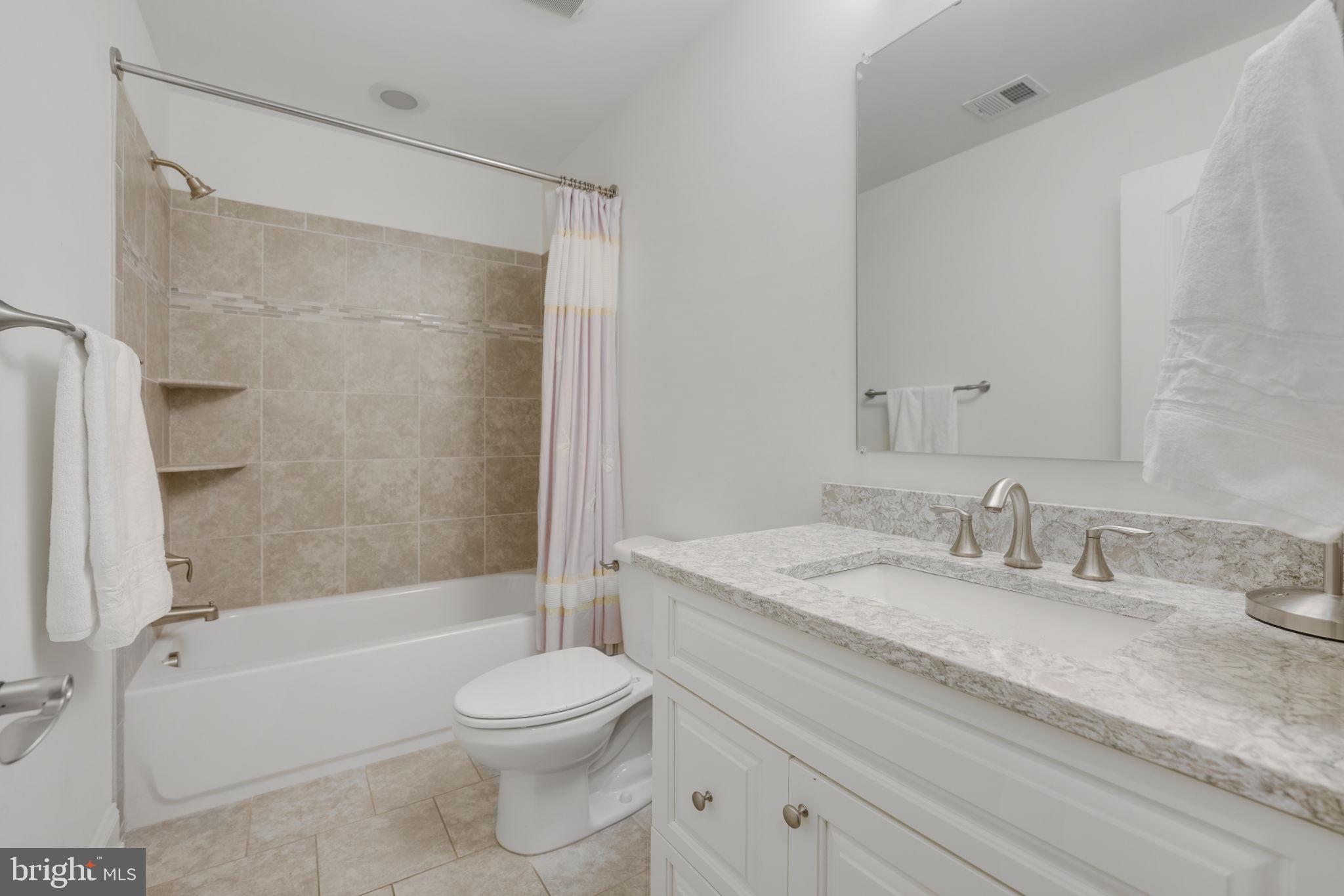 FAWN LAKE - Residential