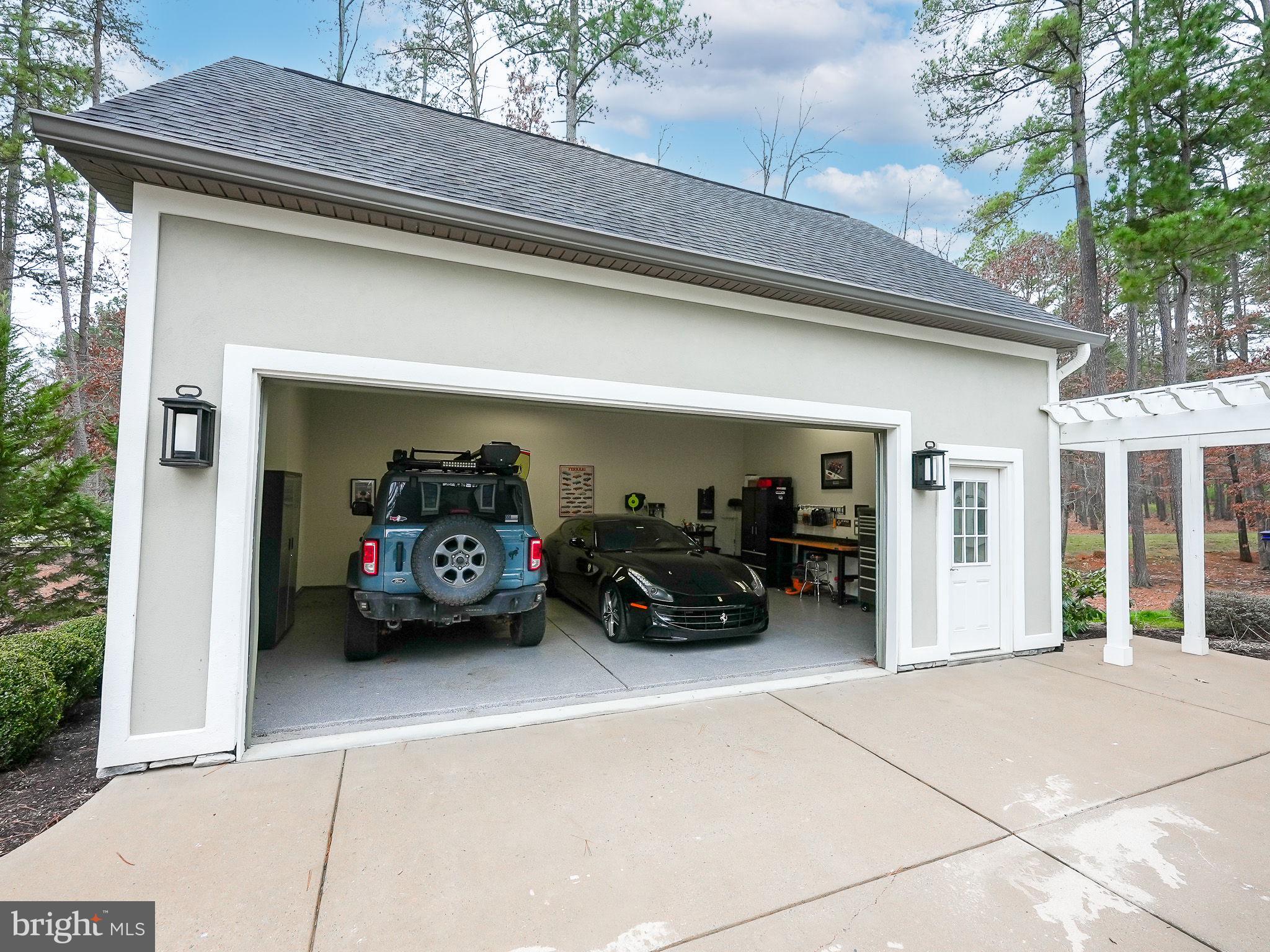 FAWN LAKE - Residential