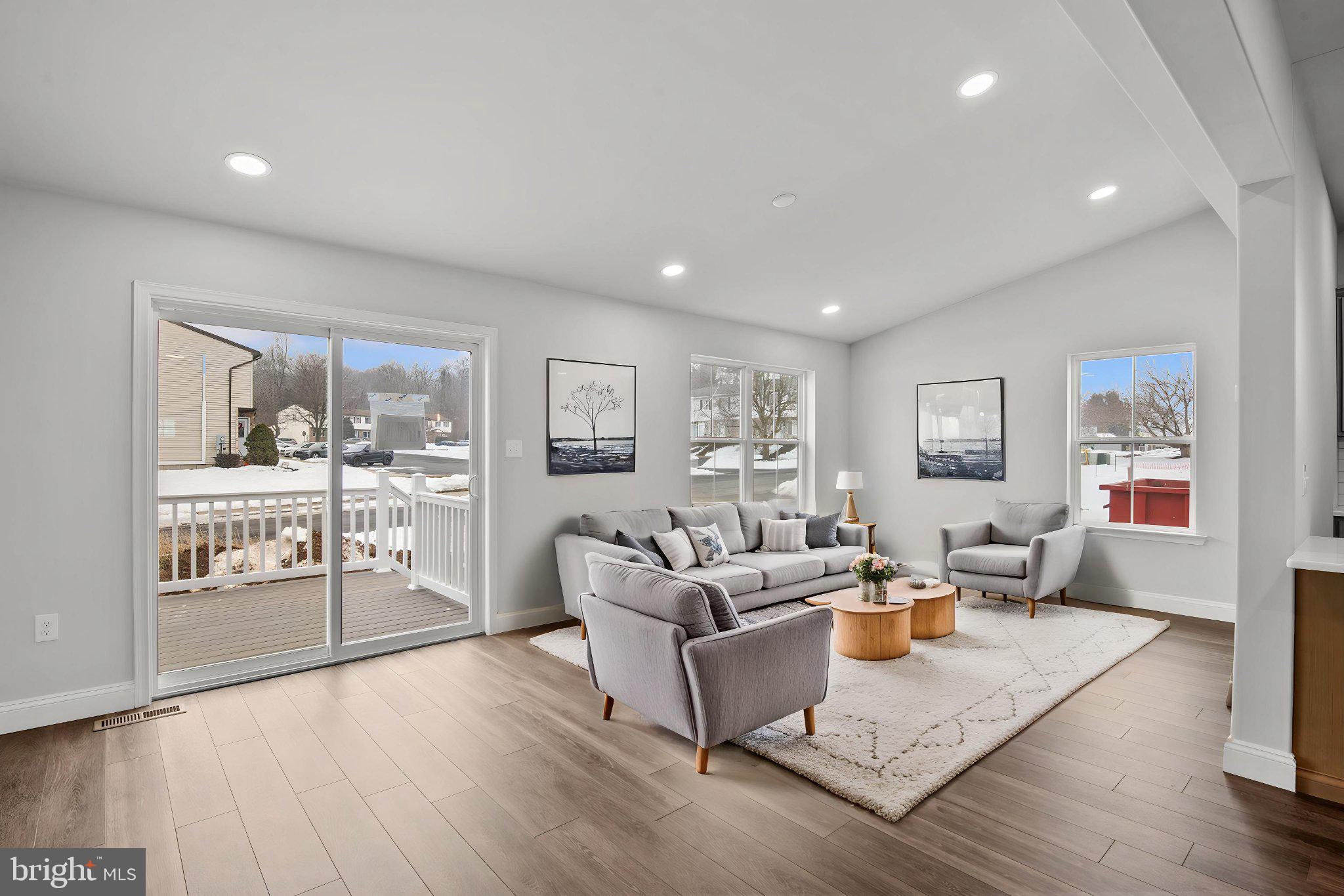 HAWKSTONE VILLAGE - Residential