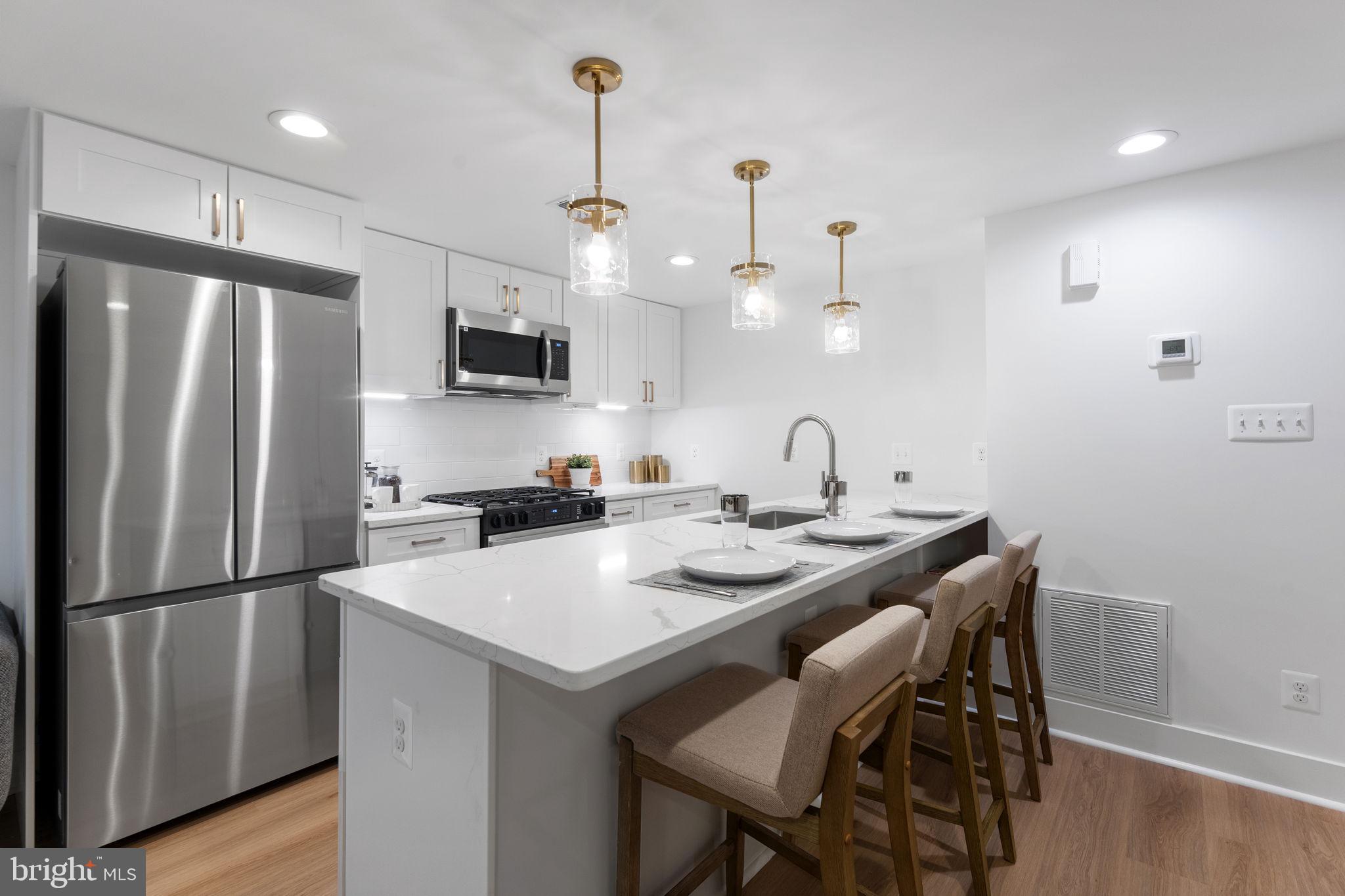 CAPITOL HILL - Residential