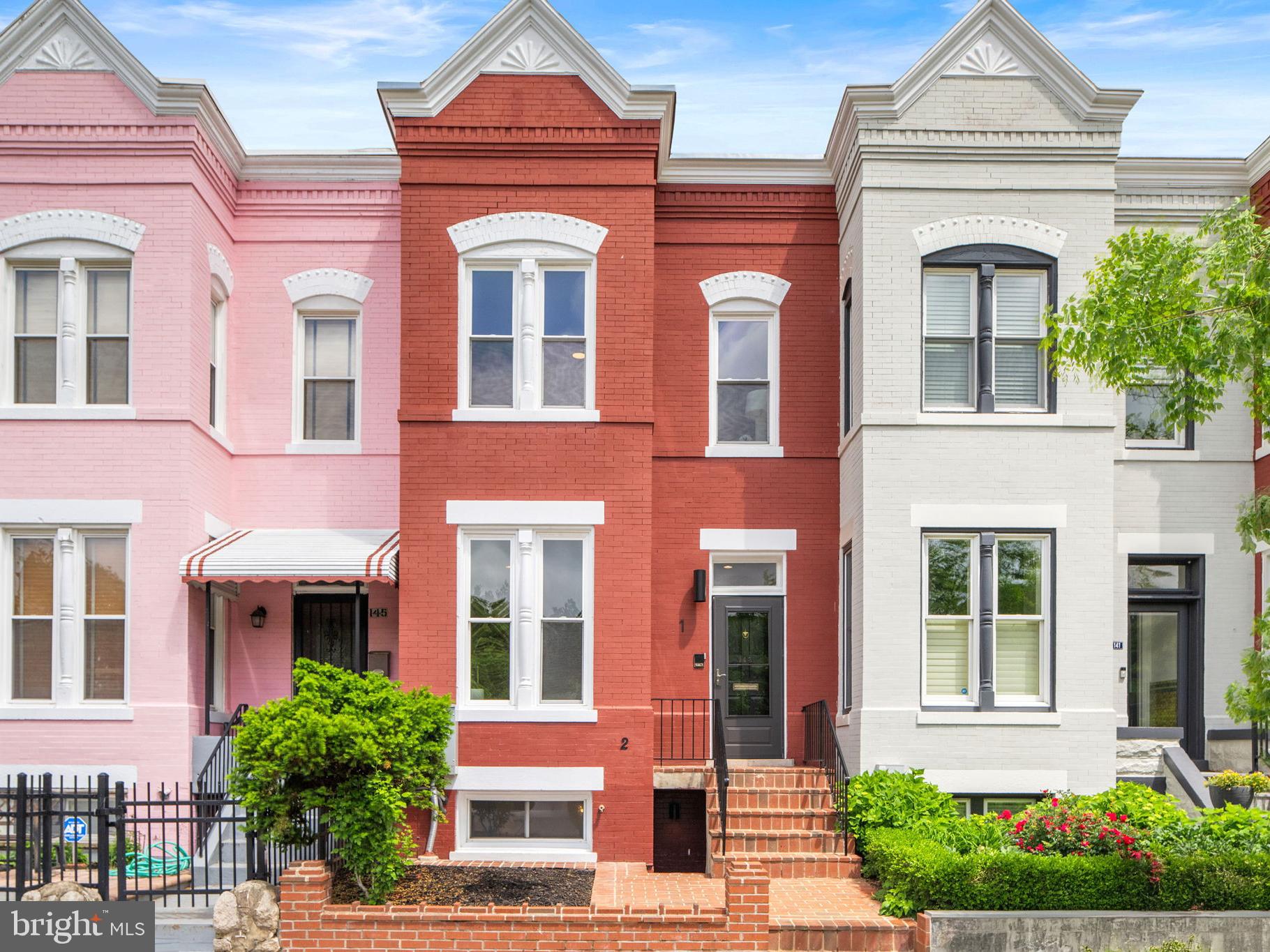 CAPITOL HILL - Residential