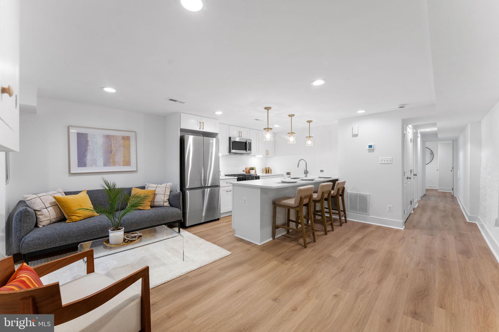 CAPITOL HILL - Residential
