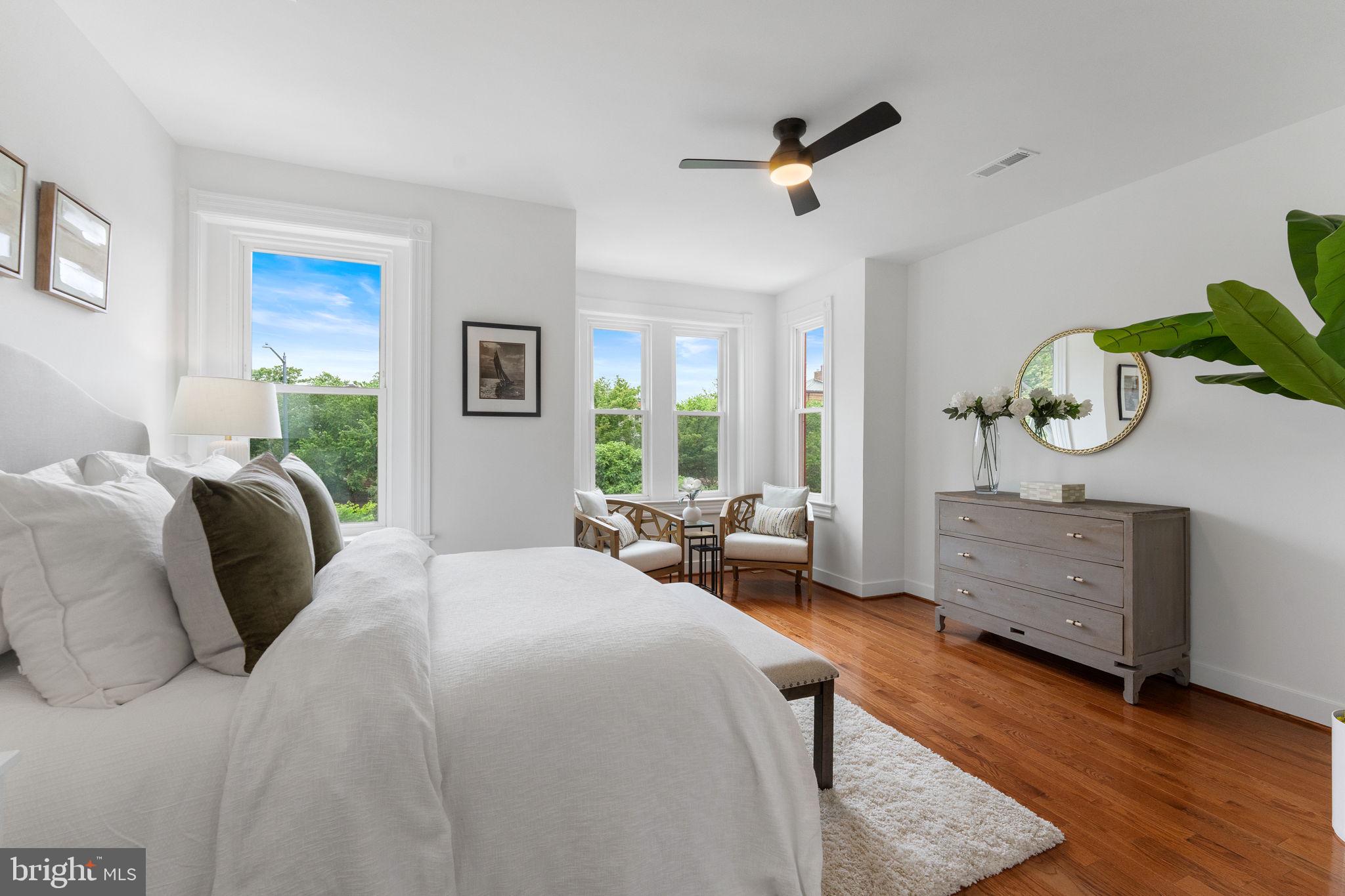 CAPITOL HILL - Residential