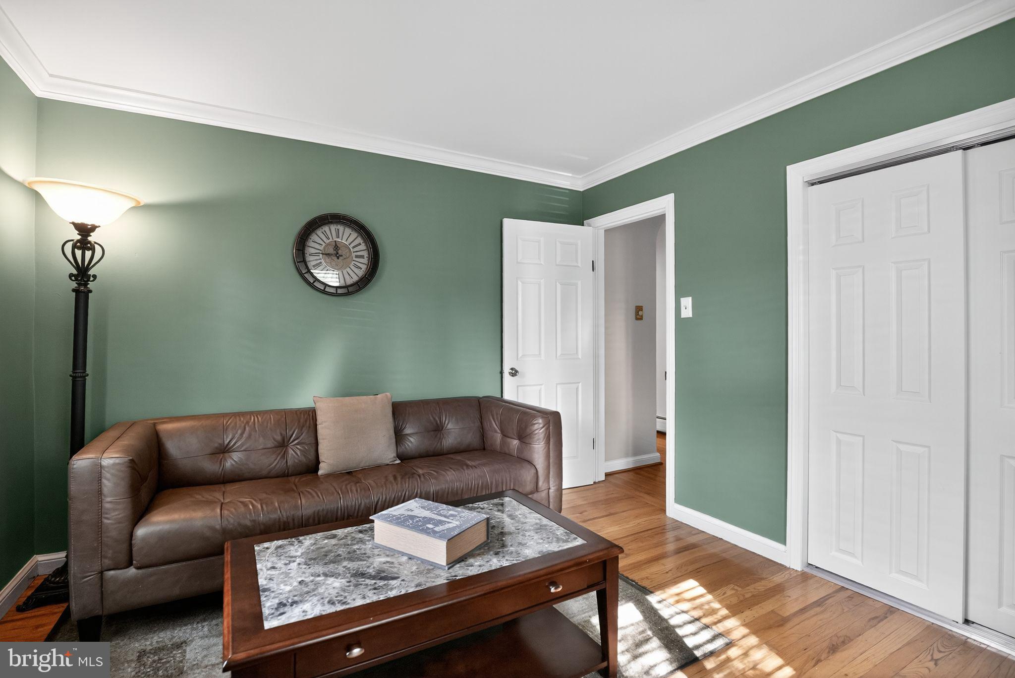 HUNTINGDON VALLEY - Residential