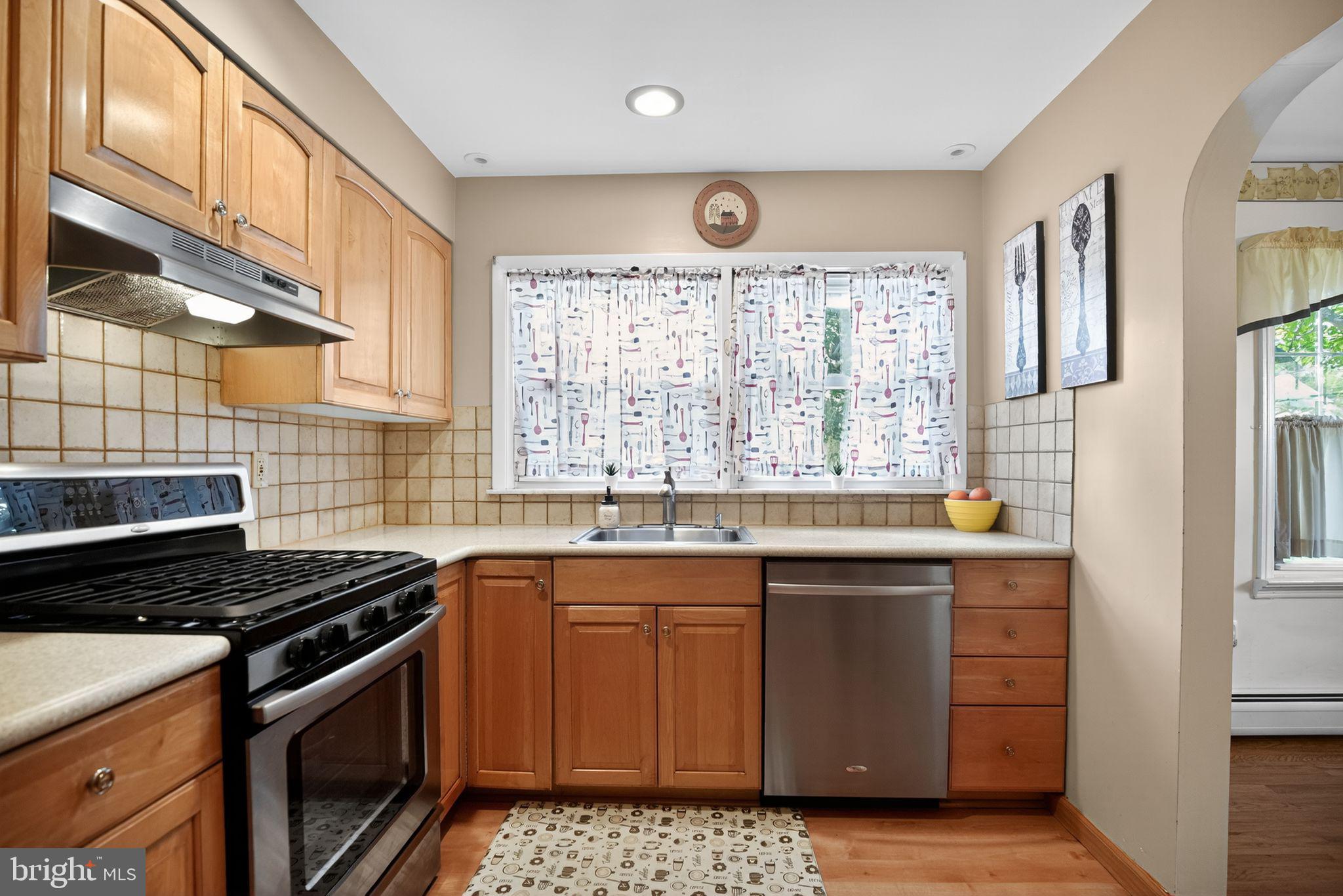 HUNTINGDON VALLEY - Residential