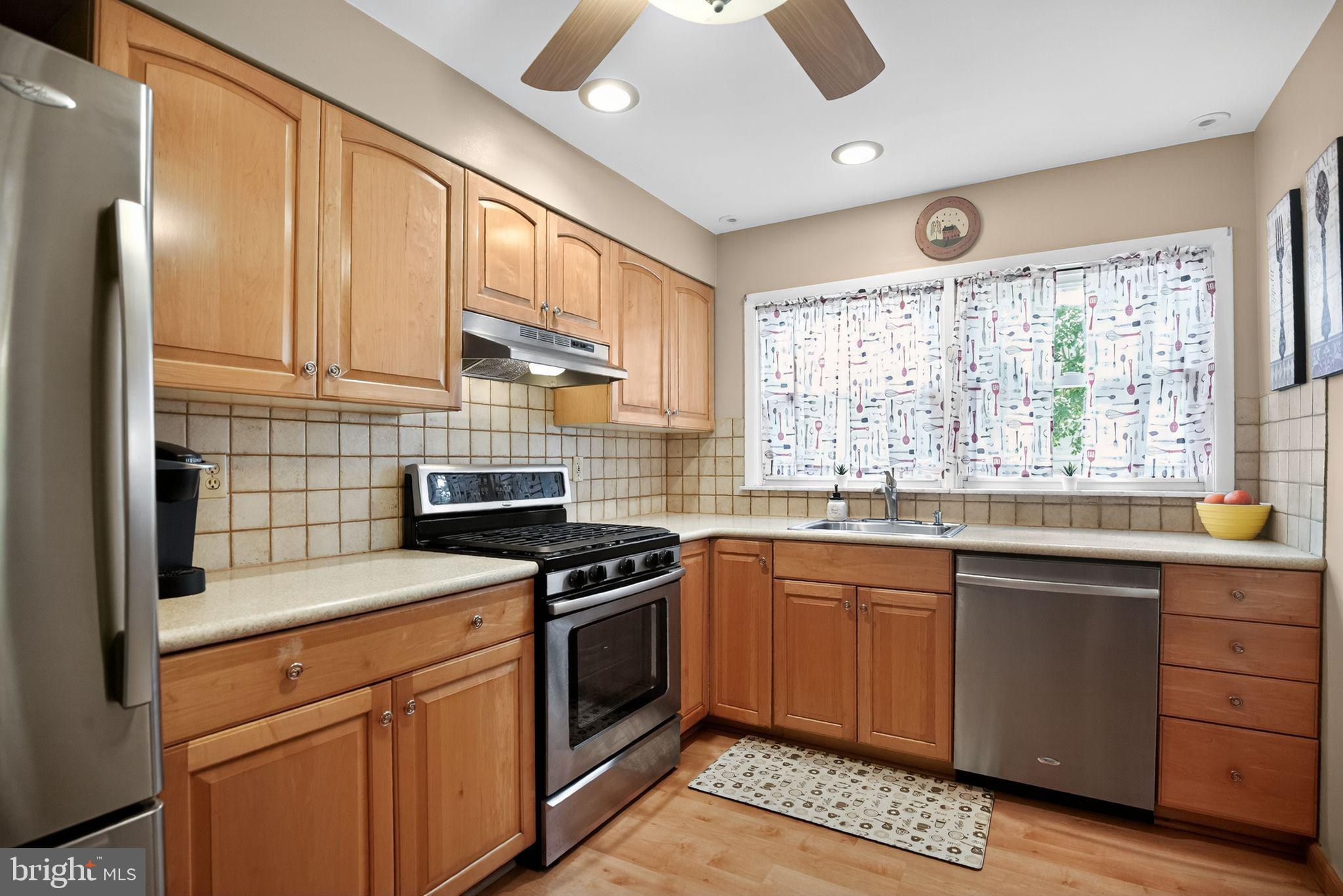 HUNTINGDON VALLEY - Residential