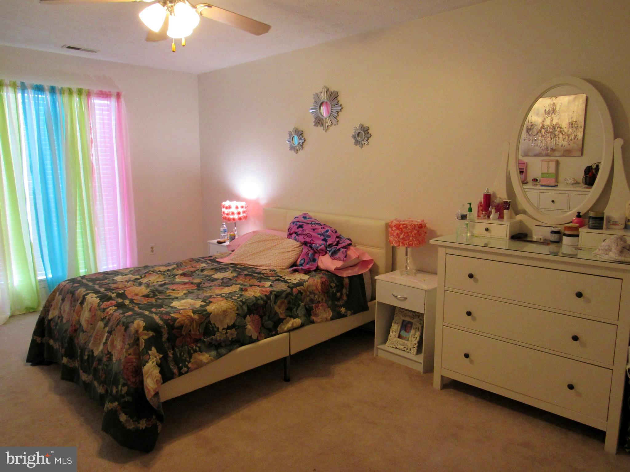 FORT WASHINGTON - Residential