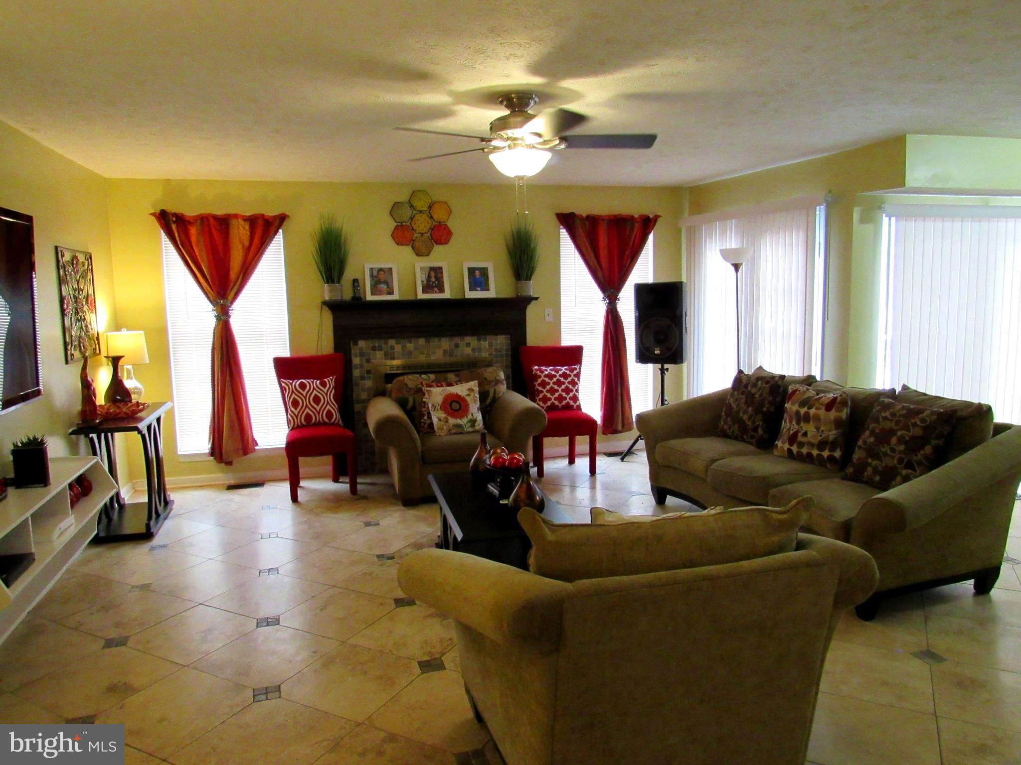 FORT WASHINGTON - Residential