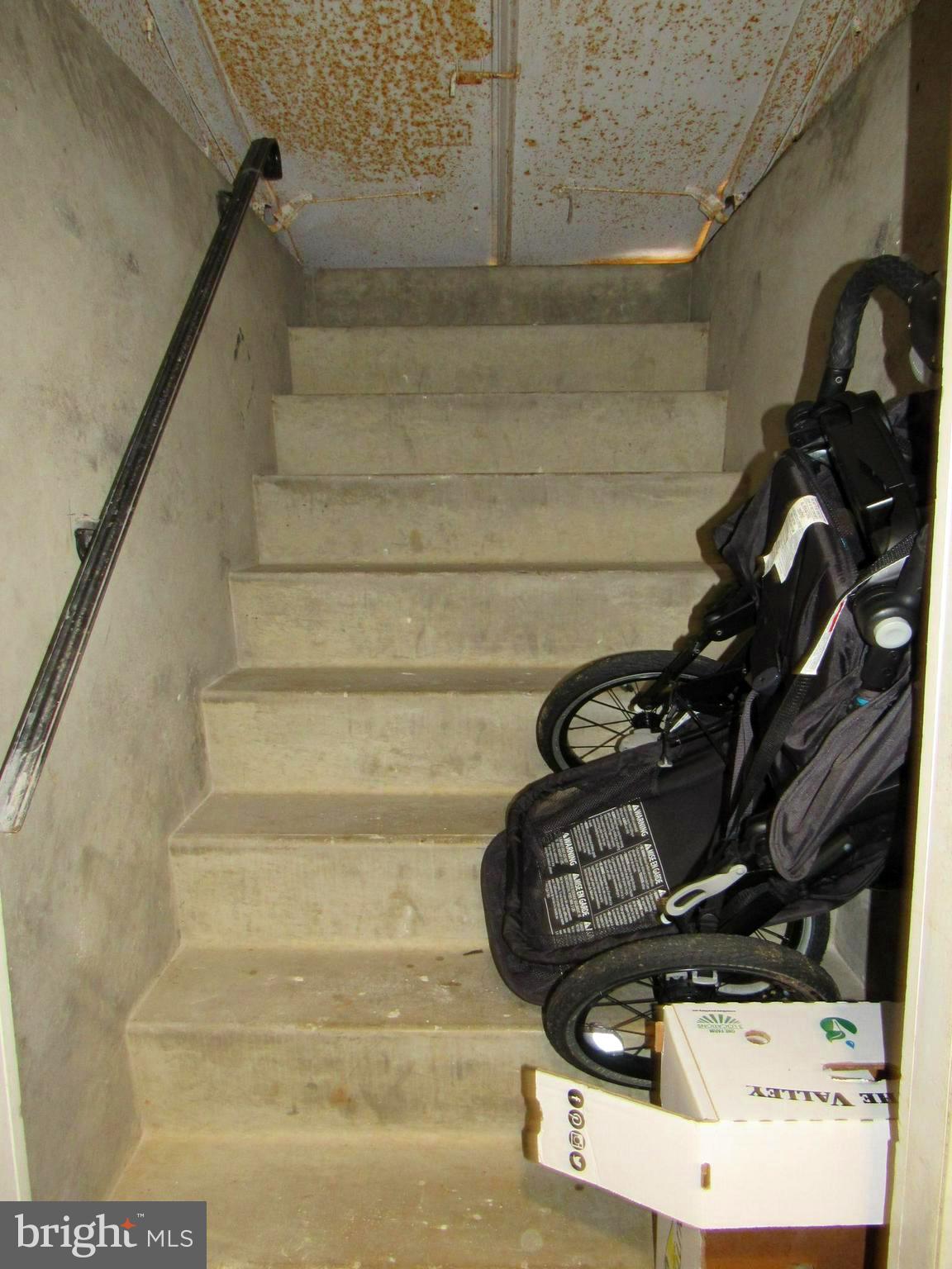 FORT WASHINGTON - Residential