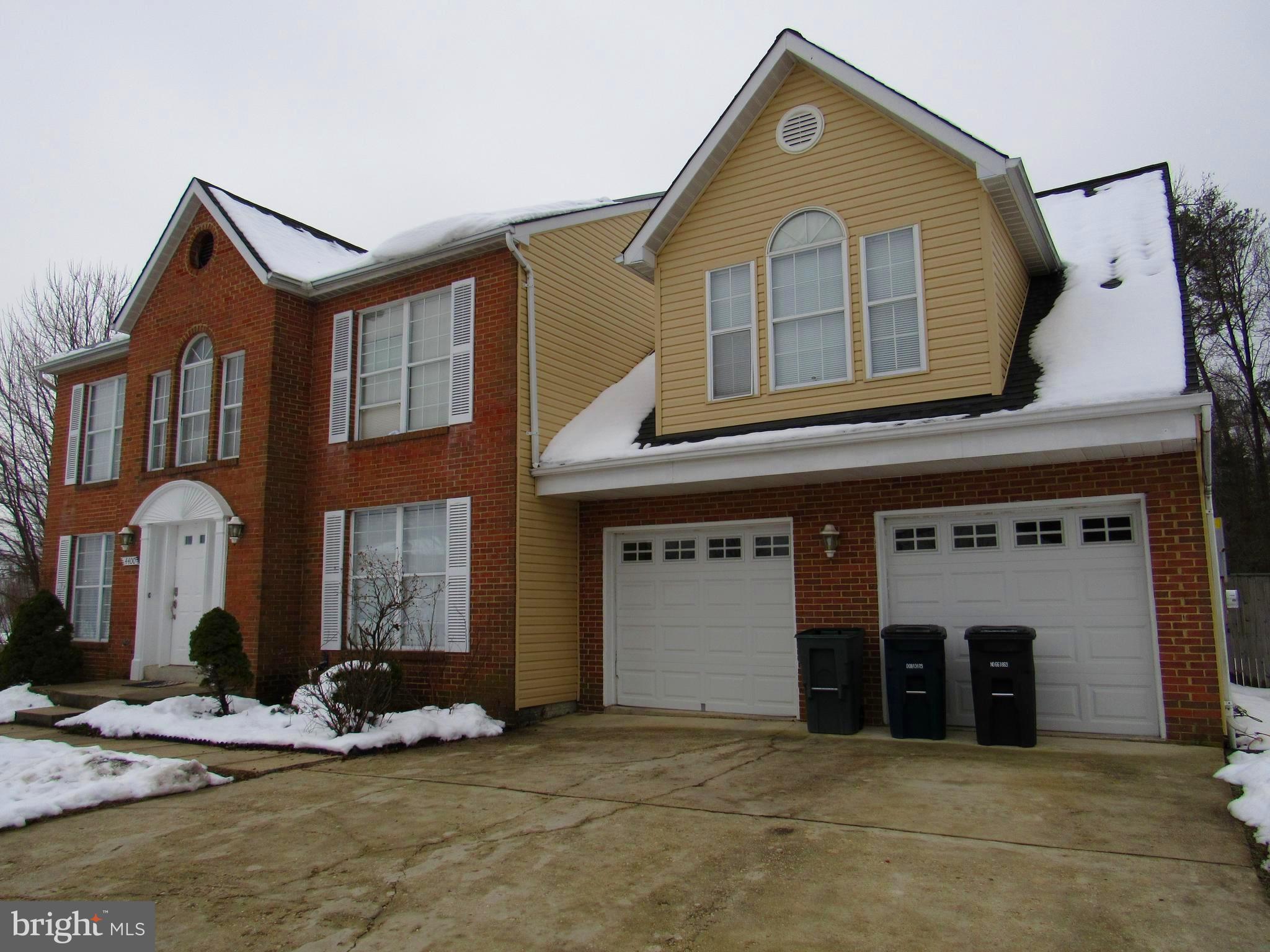 FORT WASHINGTON - Residential