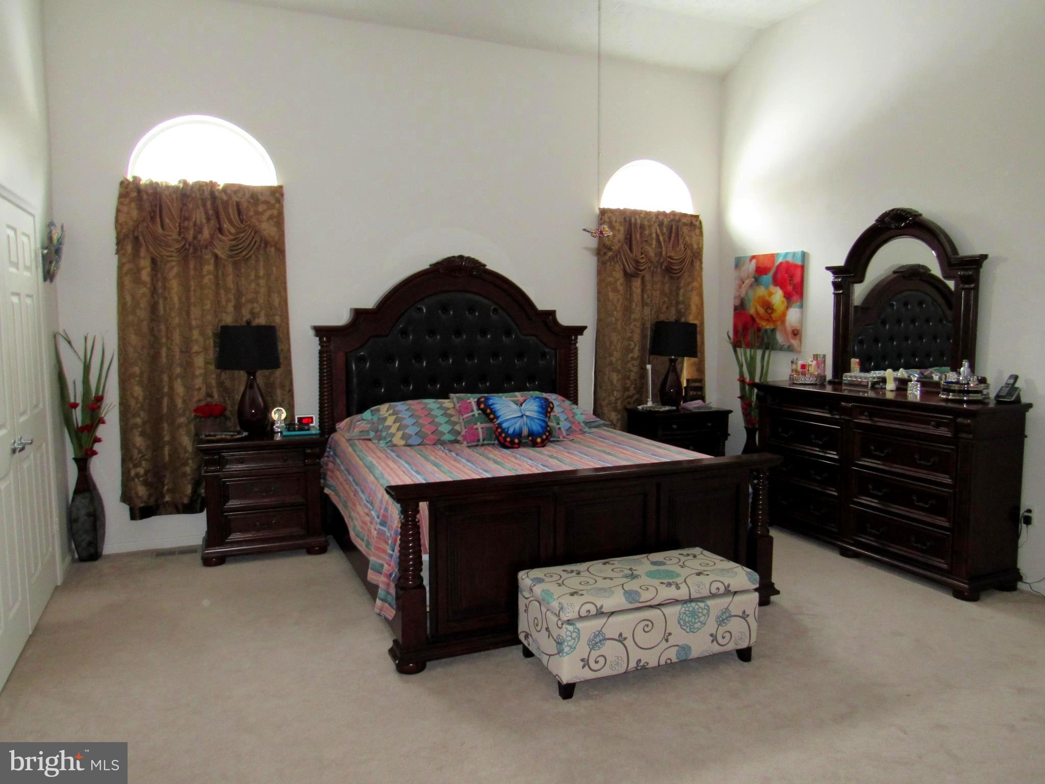 FORT WASHINGTON - Residential