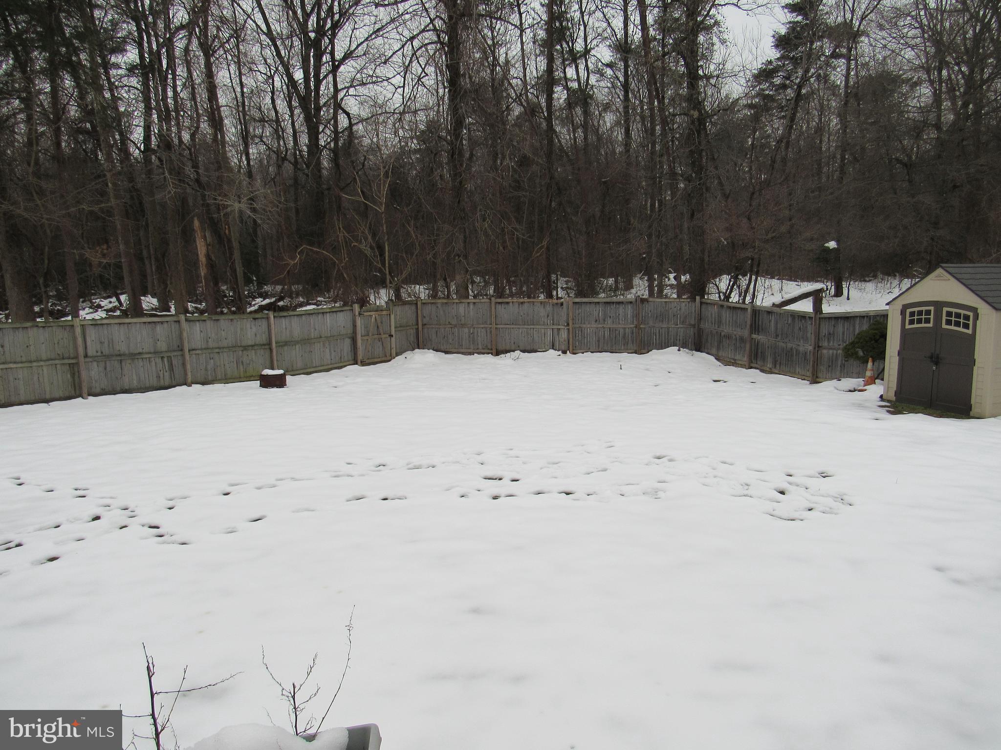 FORT WASHINGTON - Residential