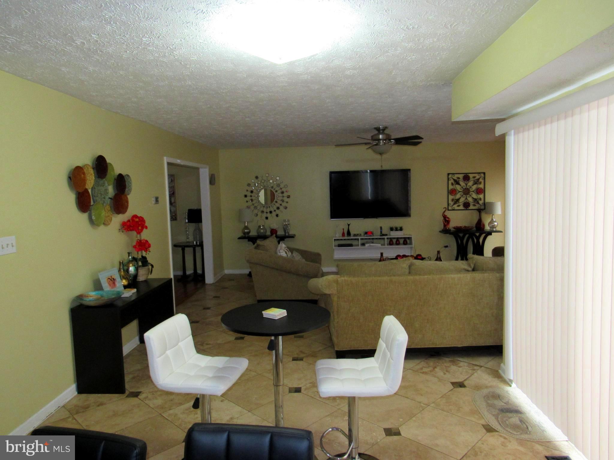 FORT WASHINGTON - Residential