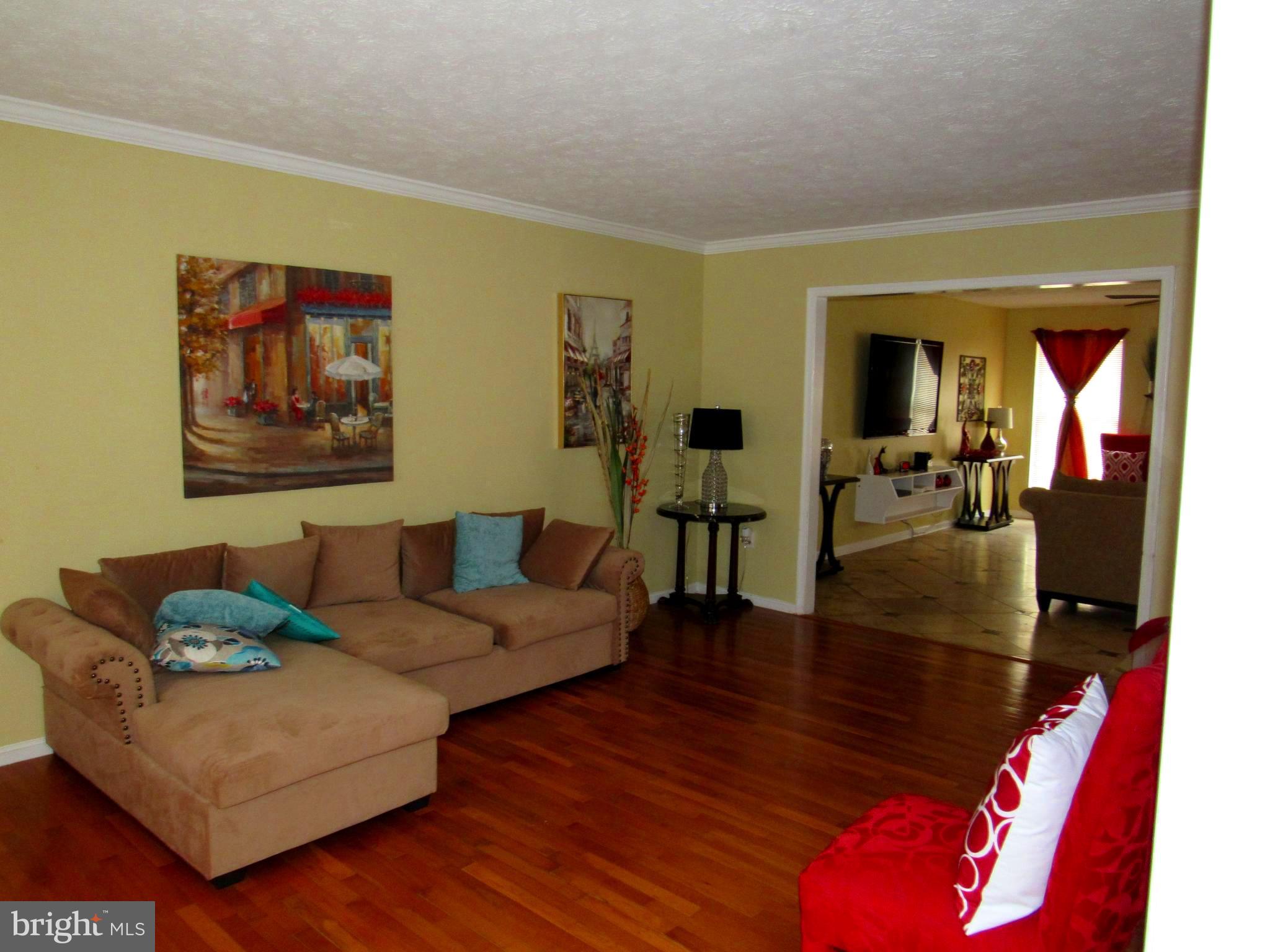 FORT WASHINGTON - Residential