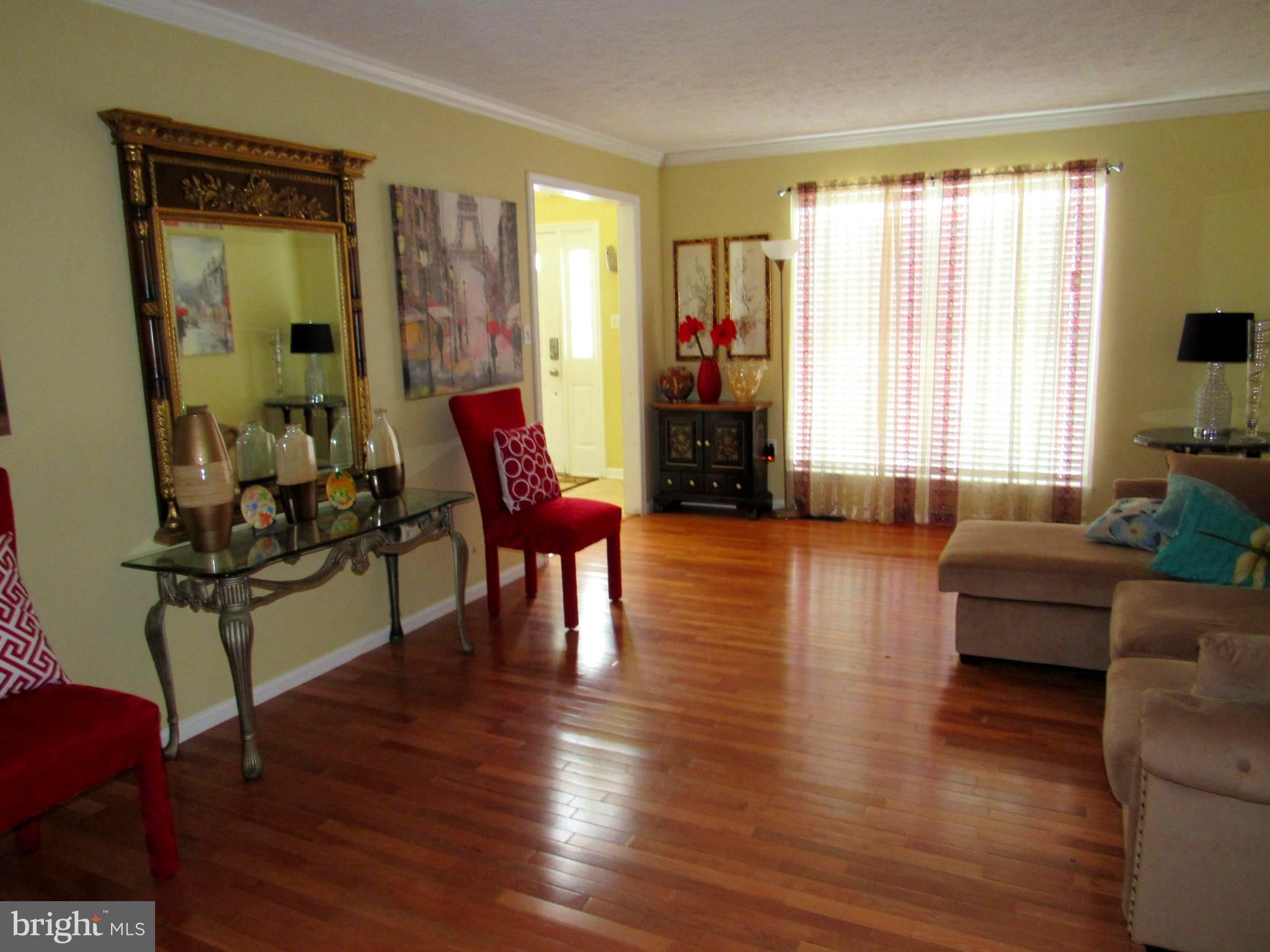 FORT WASHINGTON - Residential