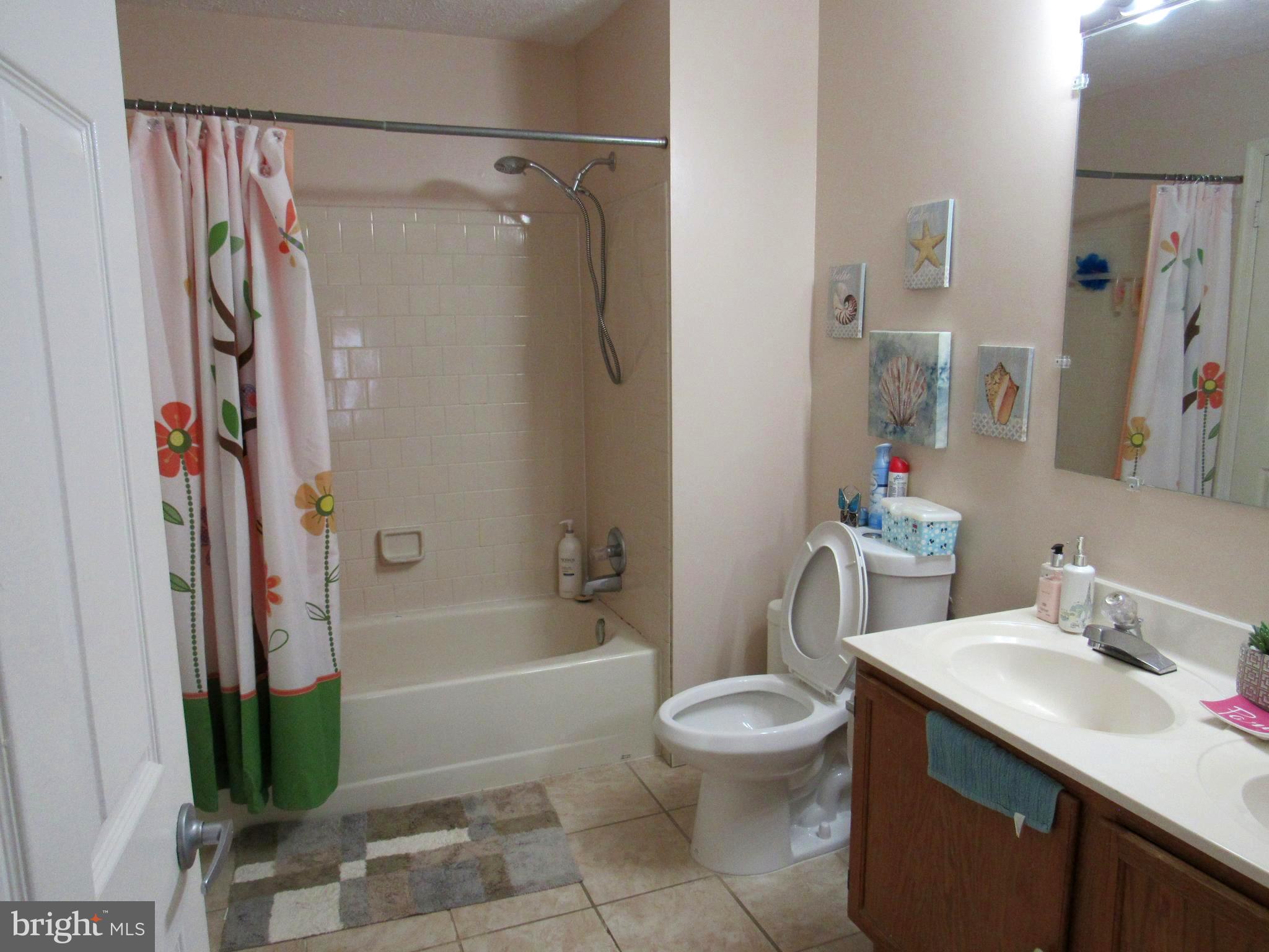 FORT WASHINGTON - Residential