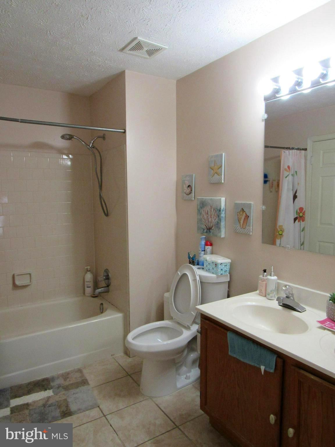 FORT WASHINGTON - Residential