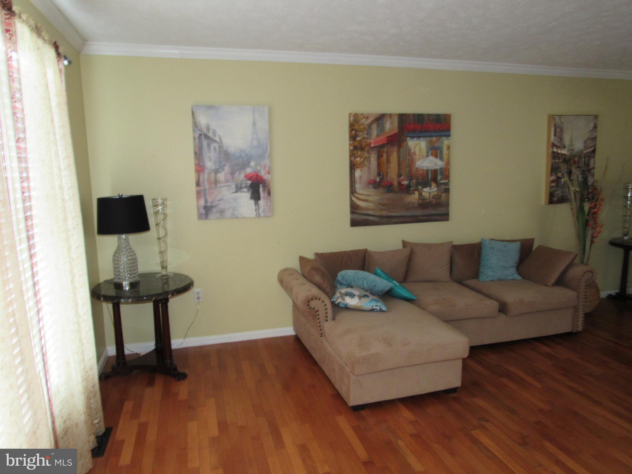 FORT WASHINGTON - Residential