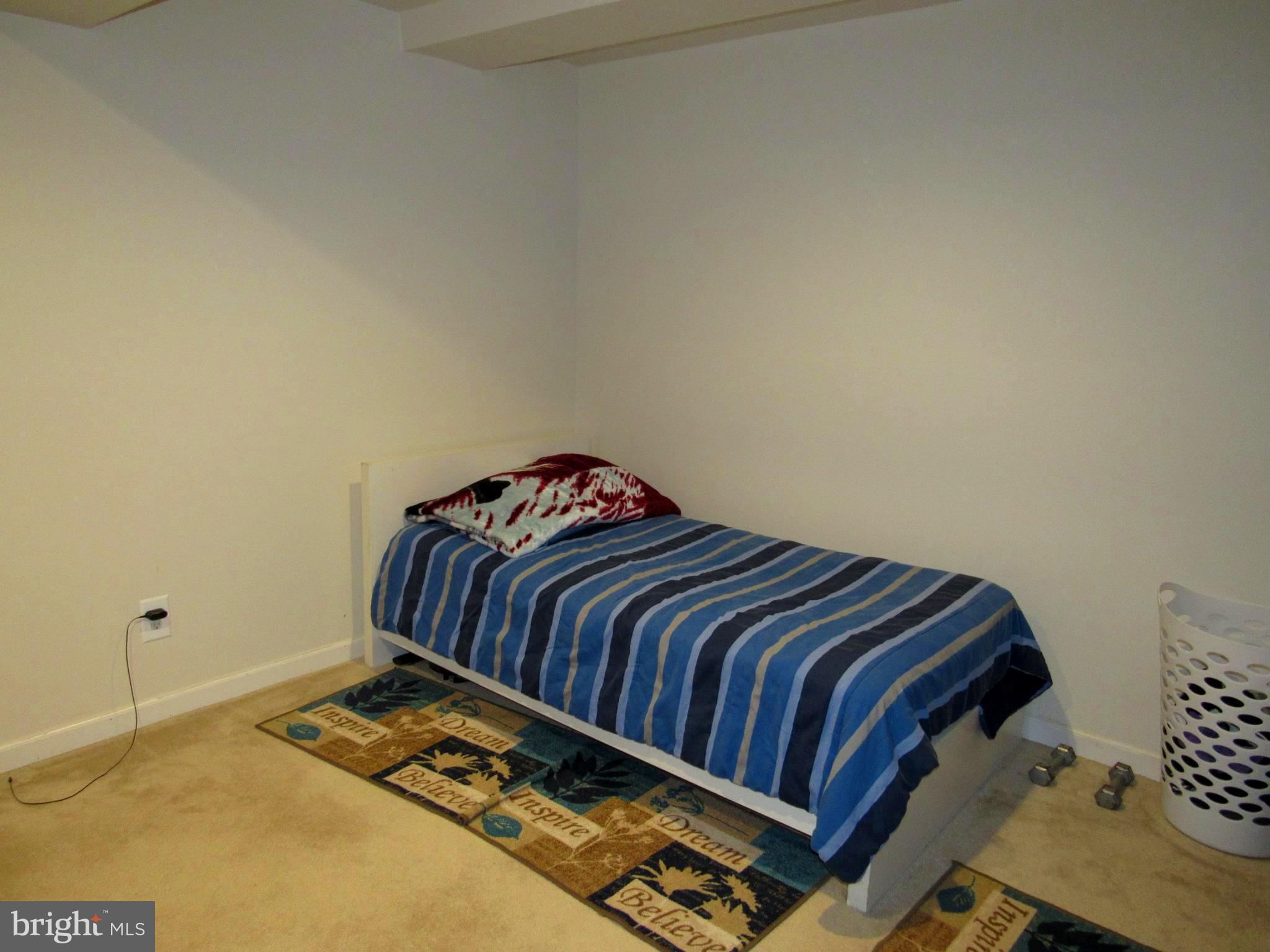 FORT WASHINGTON - Residential