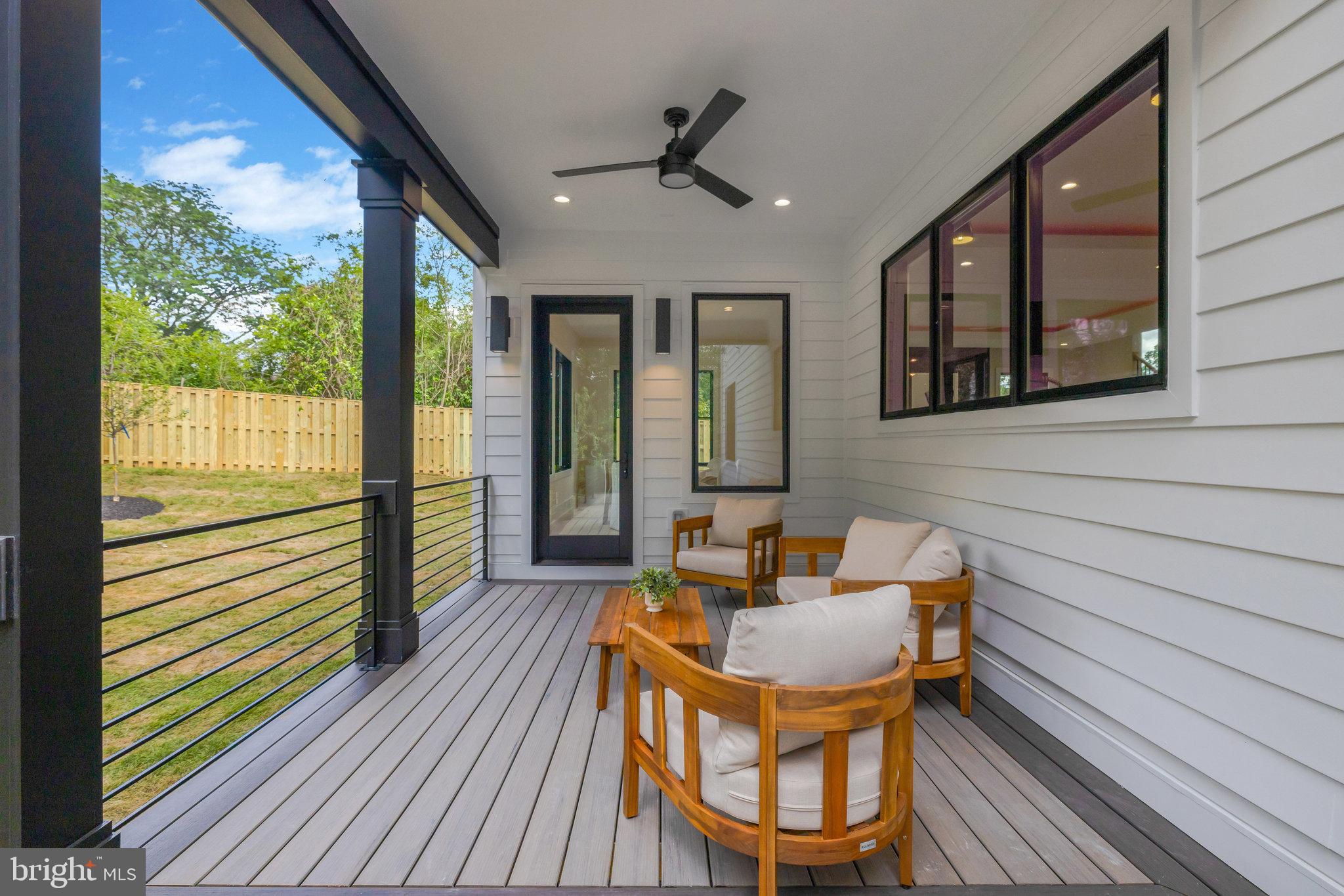 GRASS RIDGE - Residential