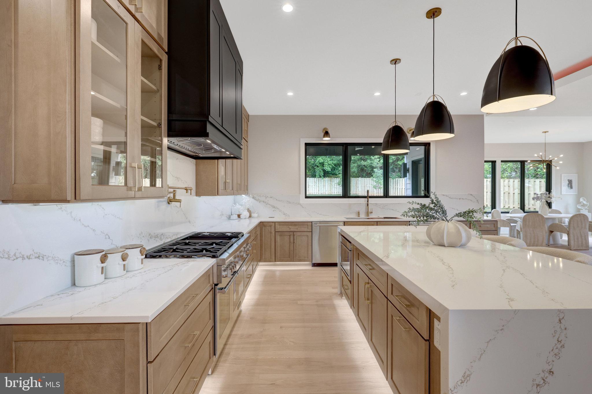 GRASS RIDGE - Residential