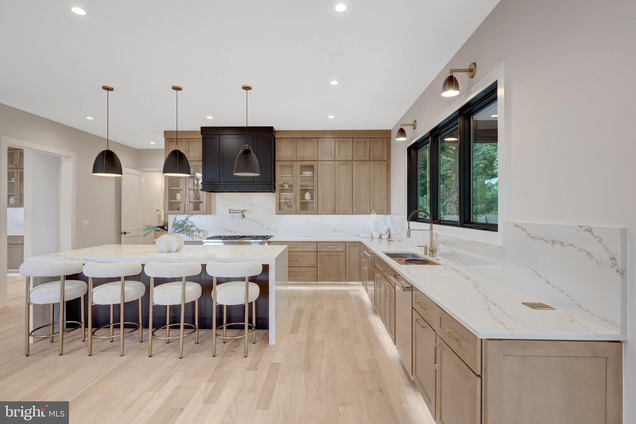 GRASS RIDGE - Residential