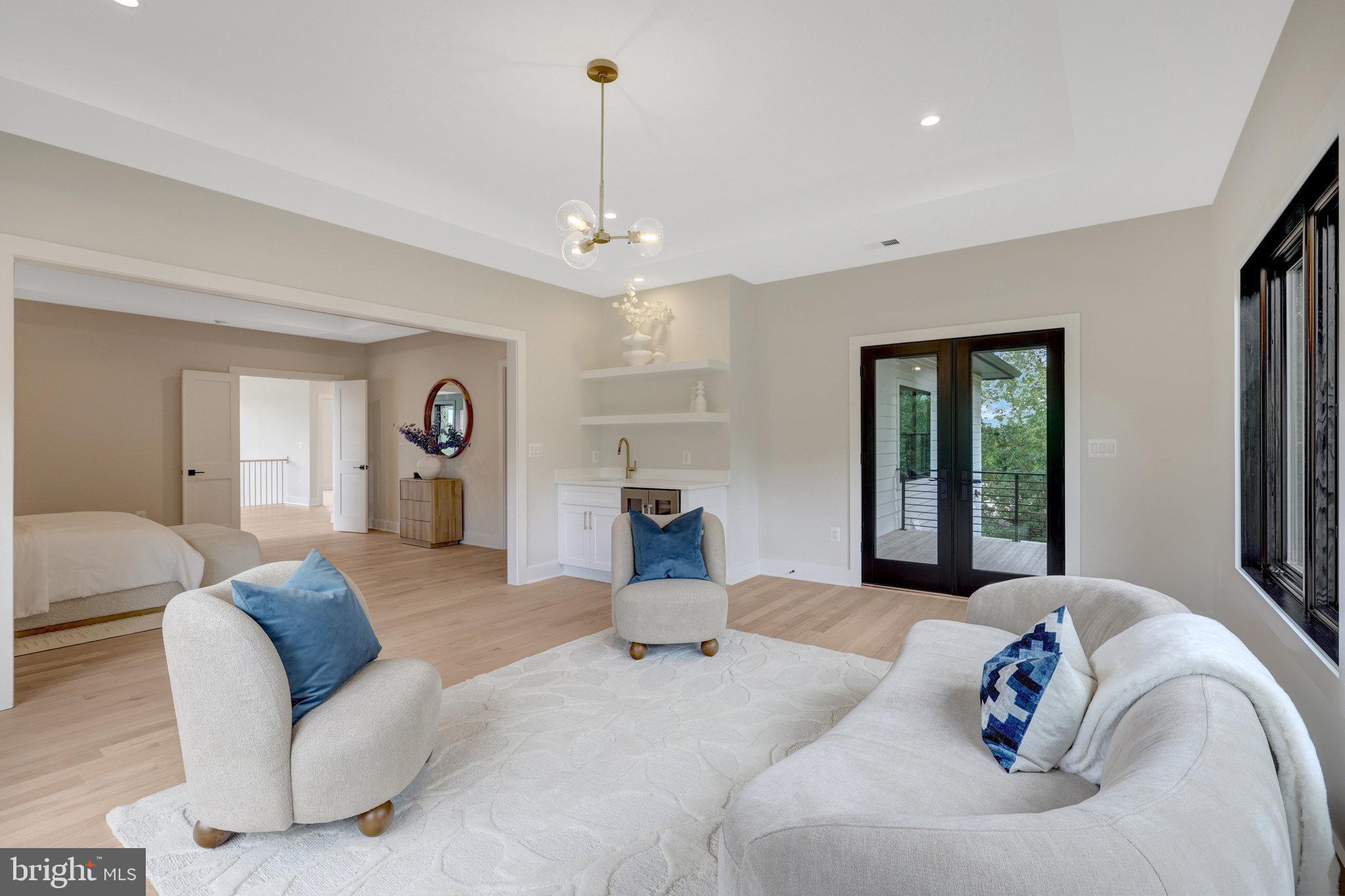 GRASS RIDGE - Residential