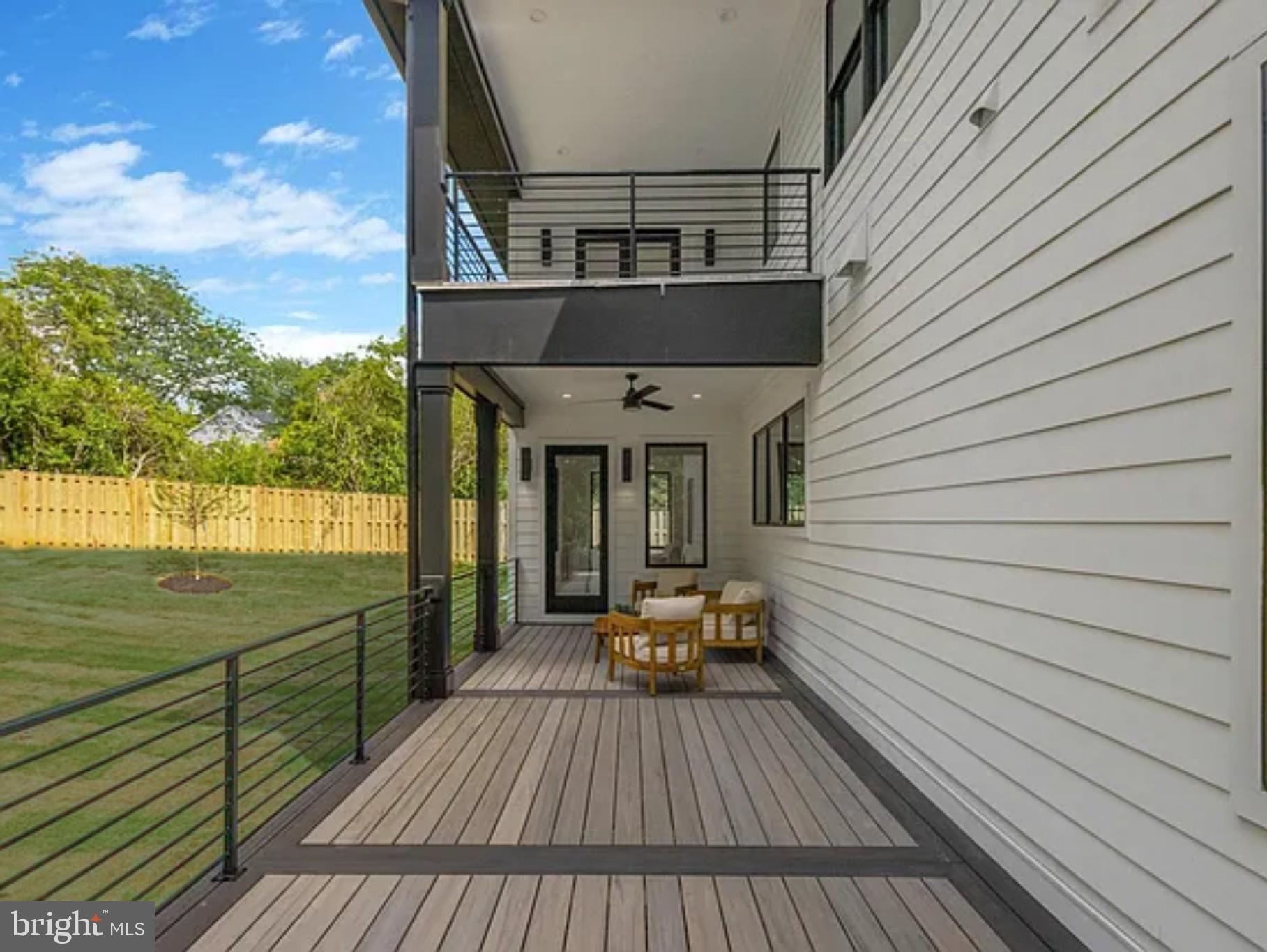 GRASS RIDGE - Residential