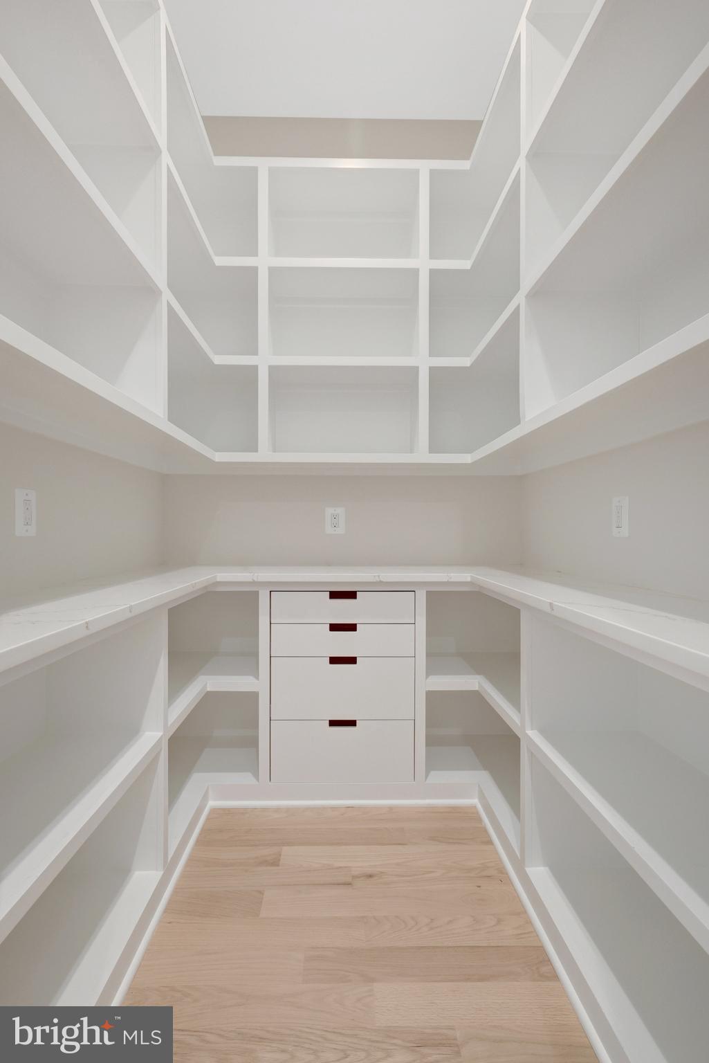 GRASS RIDGE - Residential