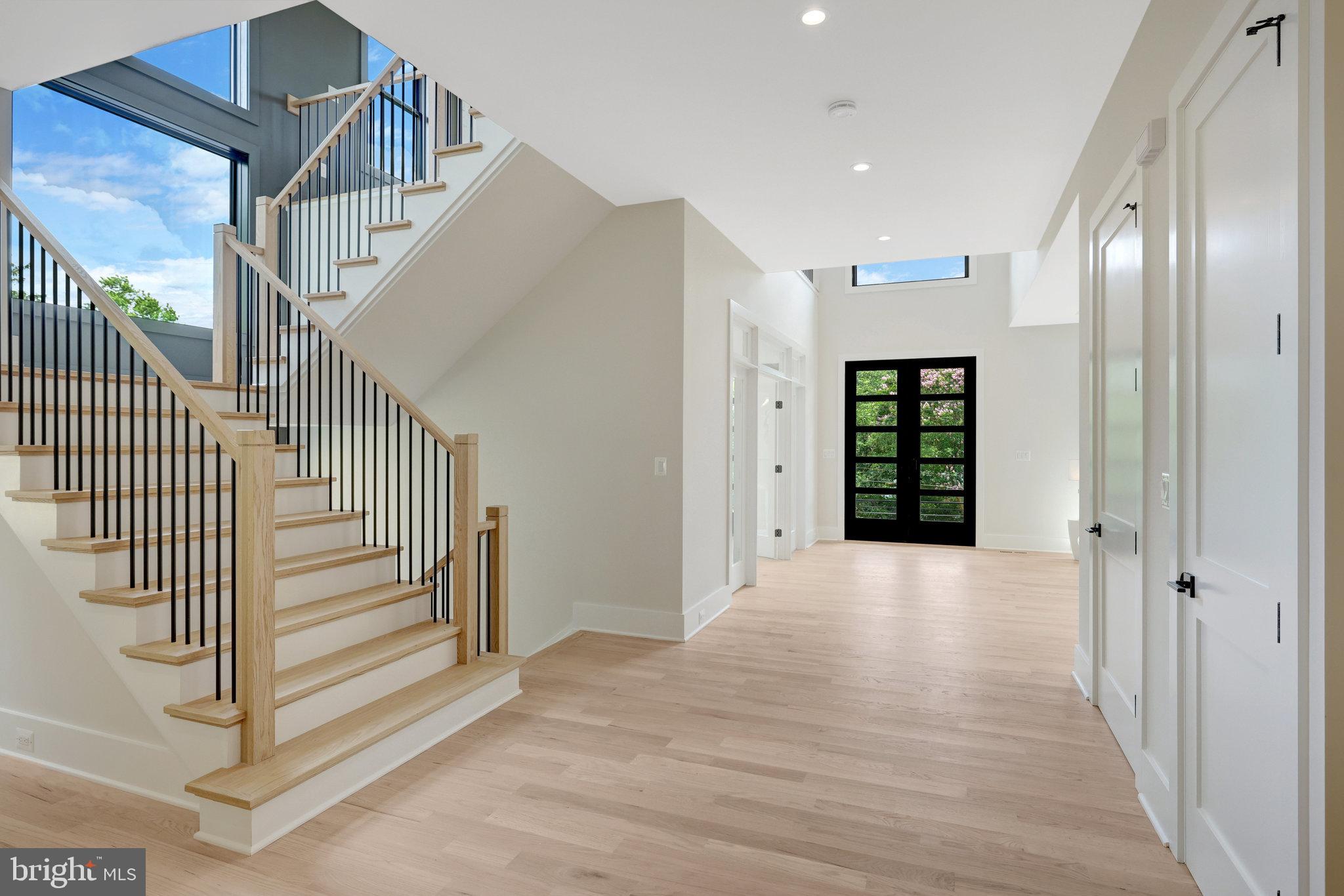 GRASS RIDGE - Residential