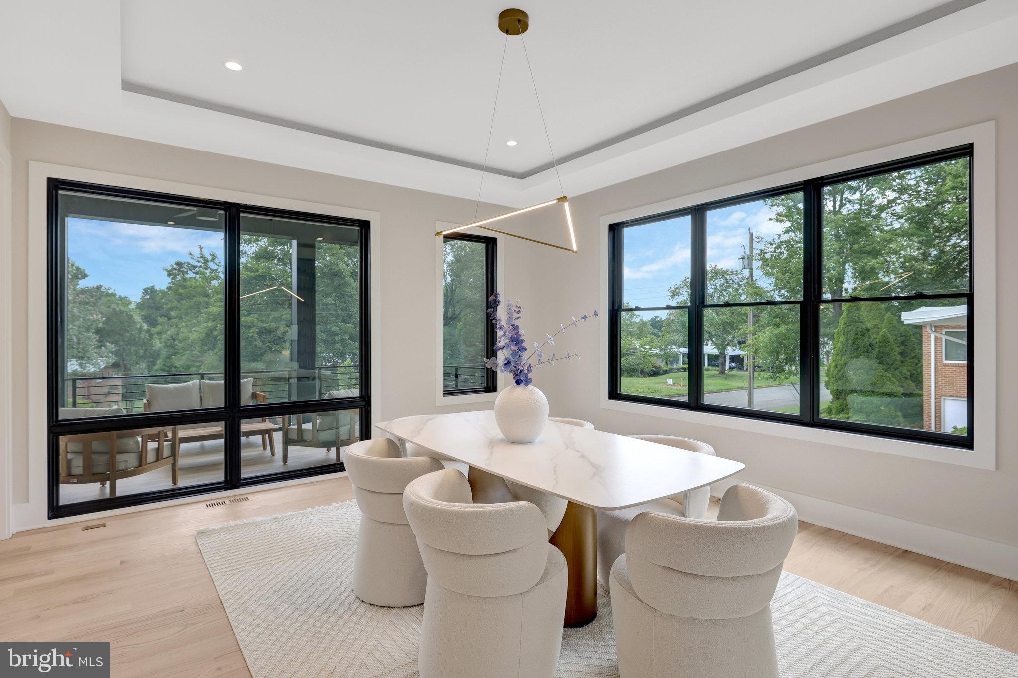 GRASS RIDGE - Residential