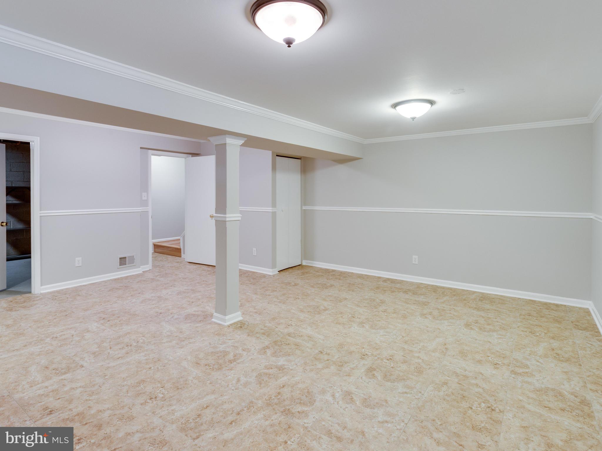 BURKE CENTRE - Residential