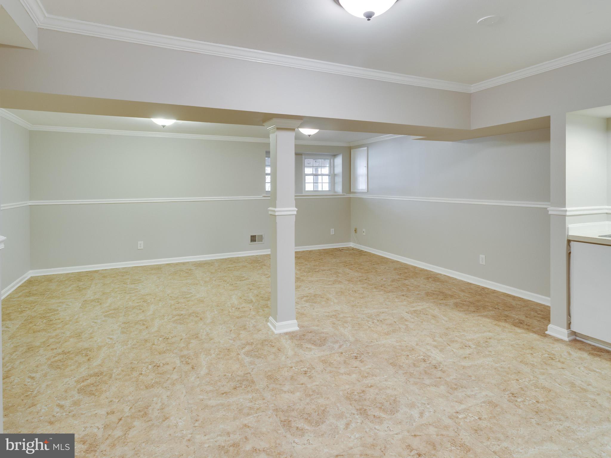 BURKE CENTRE - Residential