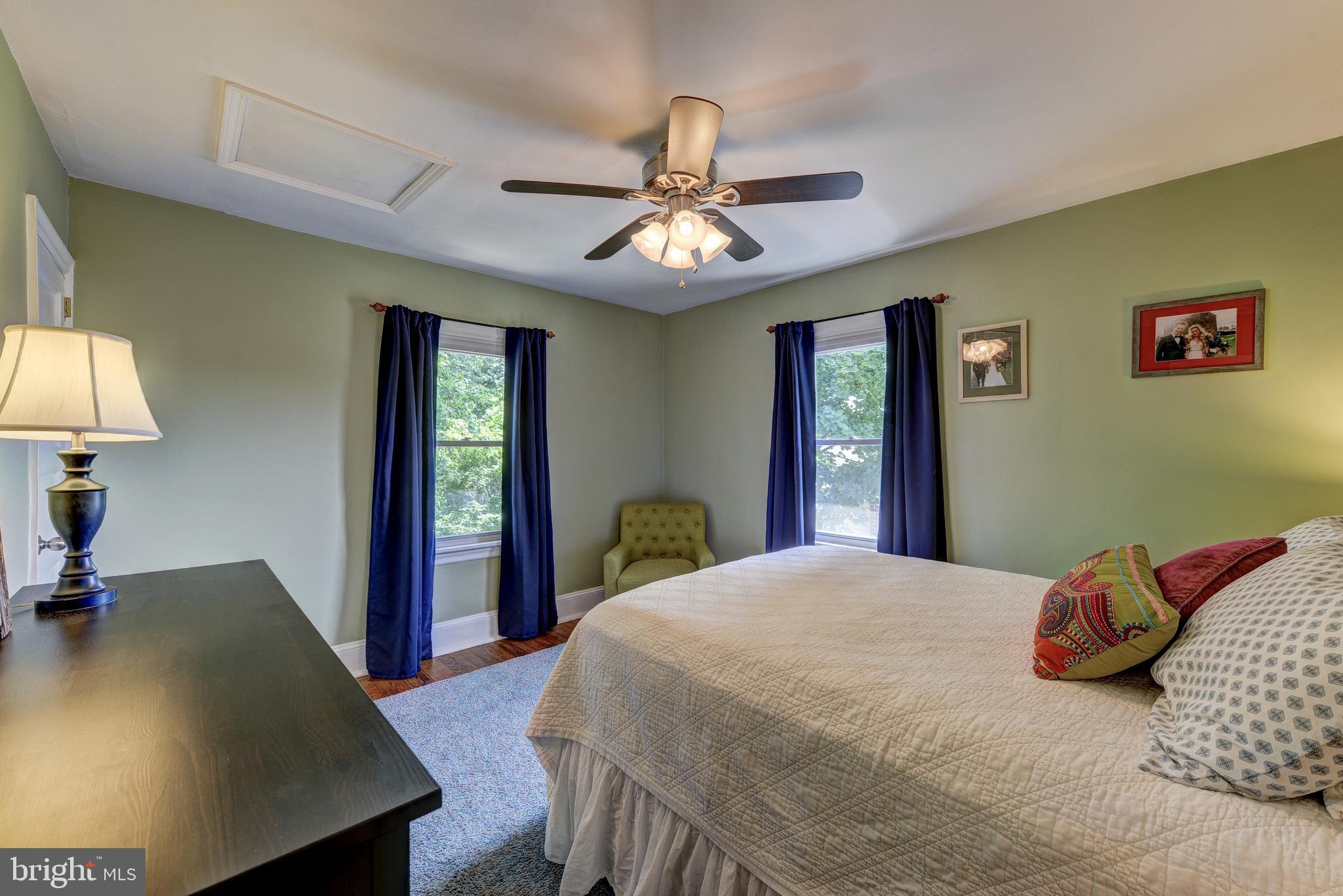 ROSLYN - Residential