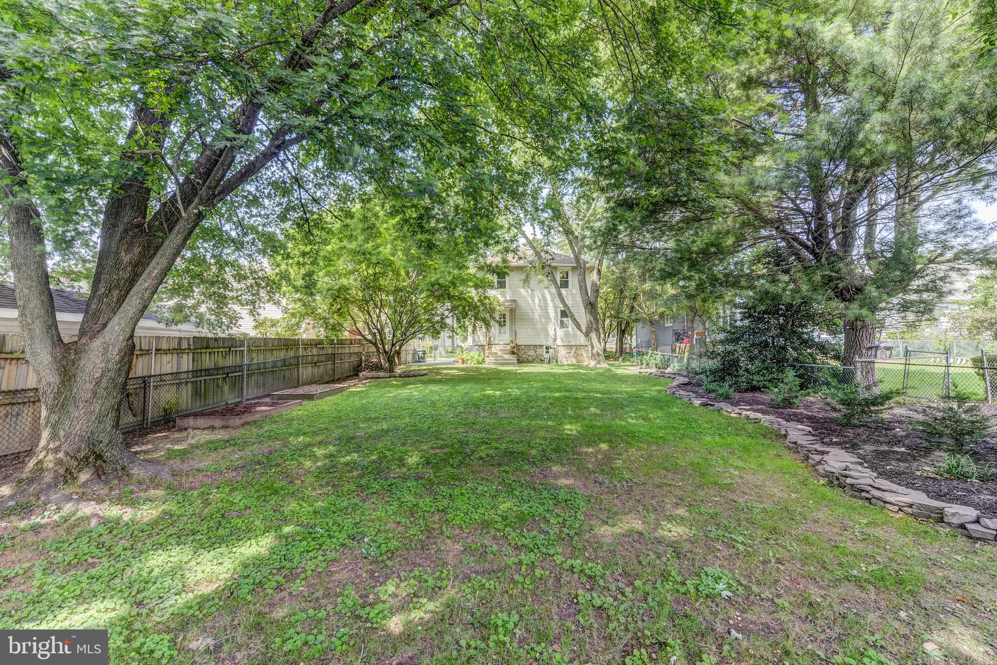 ROSLYN - Residential