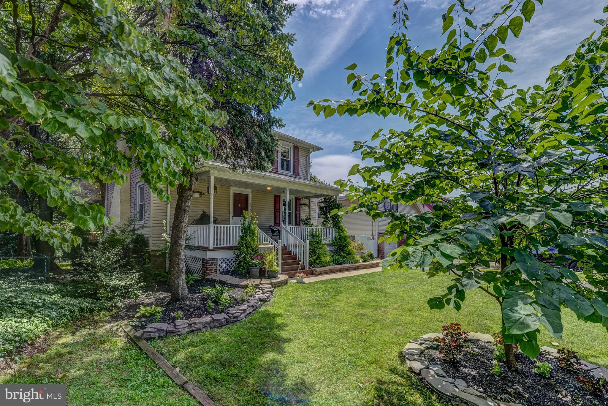 ROSLYN - Residential