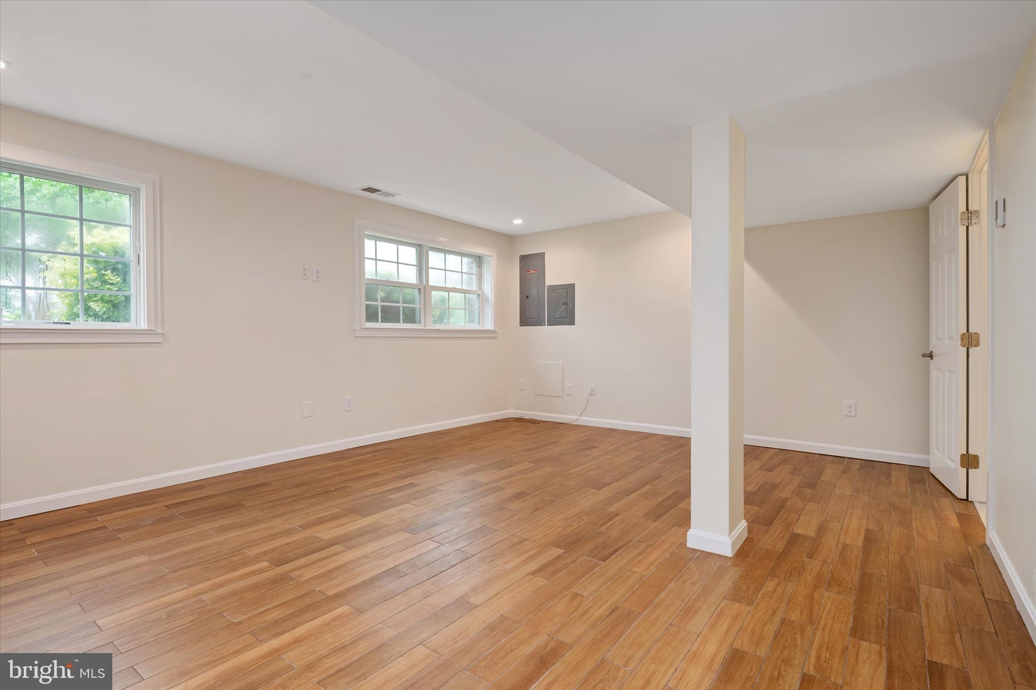 HILLSMERE ESTATES - Residential