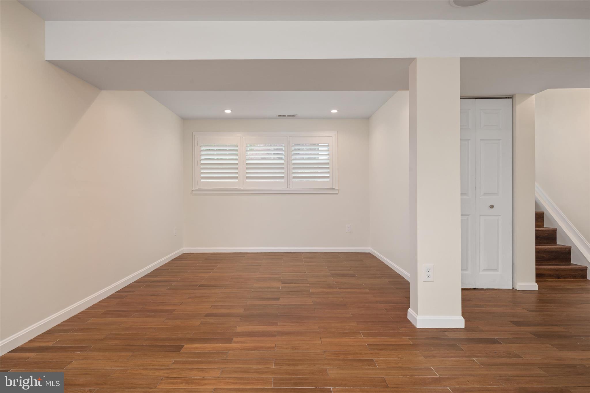 HILLSMERE ESTATES - Residential