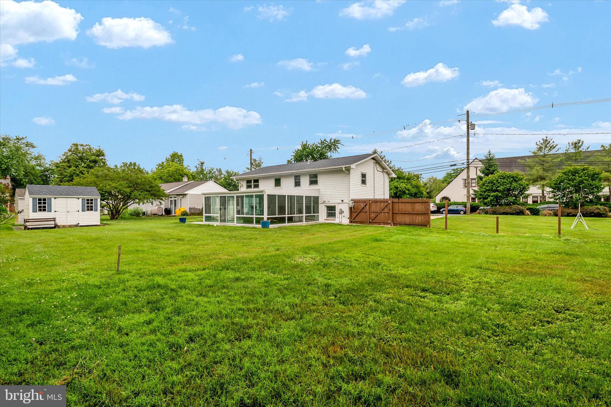 HILLSMERE ESTATES - Residential