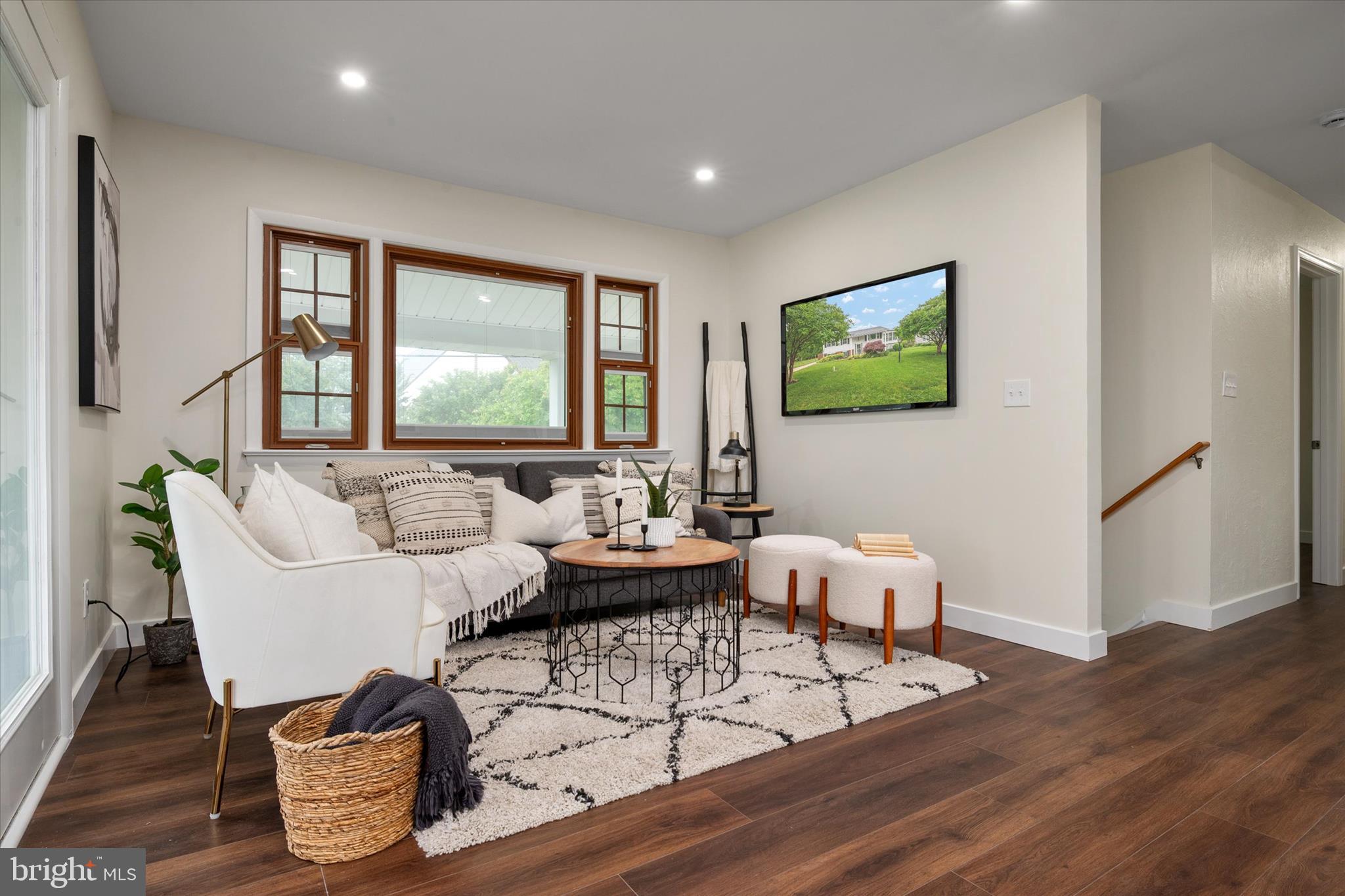 HILLSMERE ESTATES - Residential