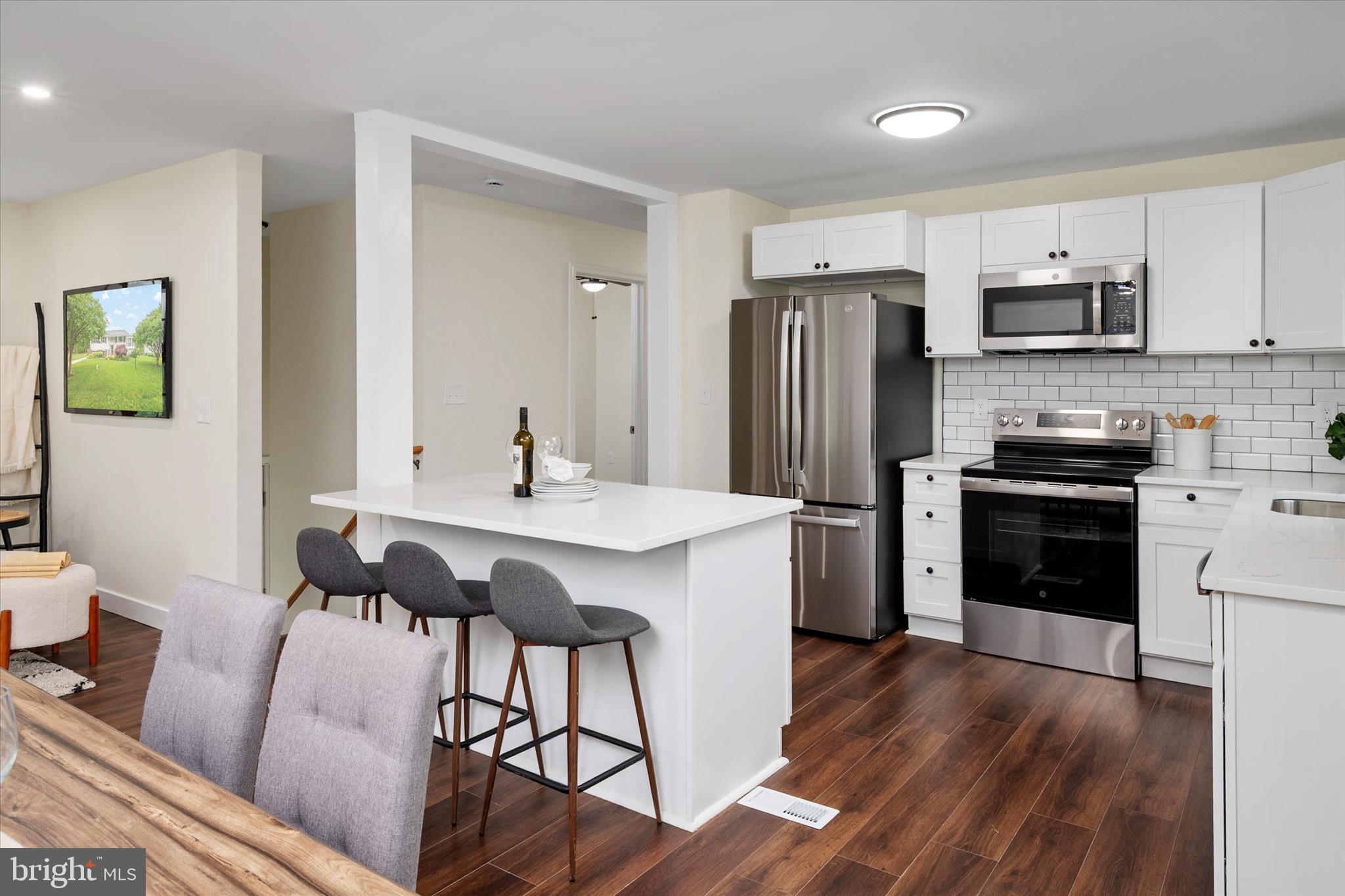 HILLSMERE ESTATES - Residential