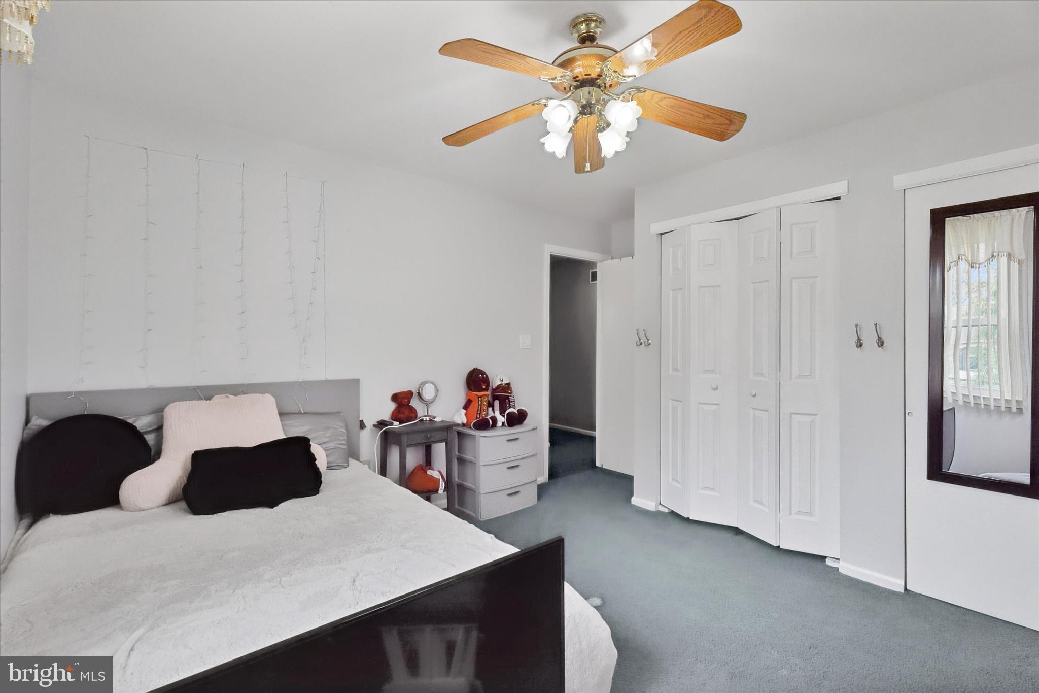 SHADOW RIDGE - Residential