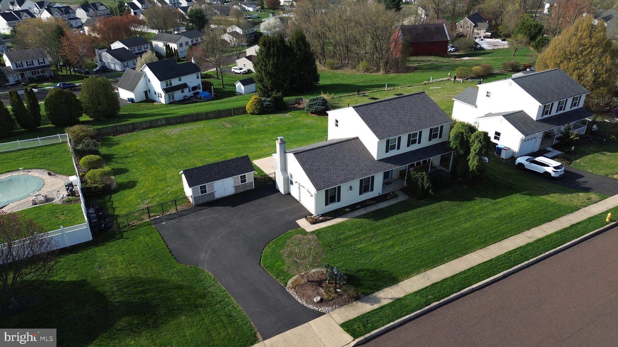 SHADOW RIDGE - Residential