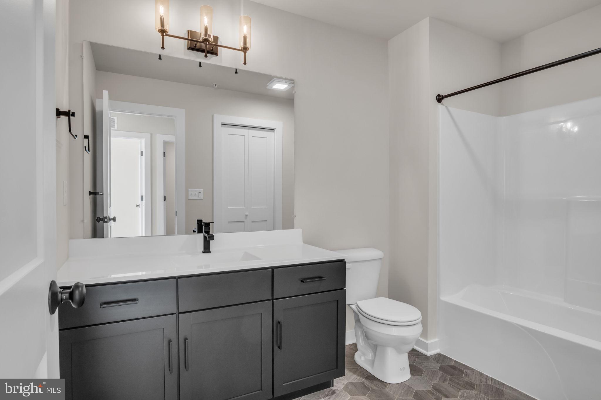 AUTUMN CHASE - Residential