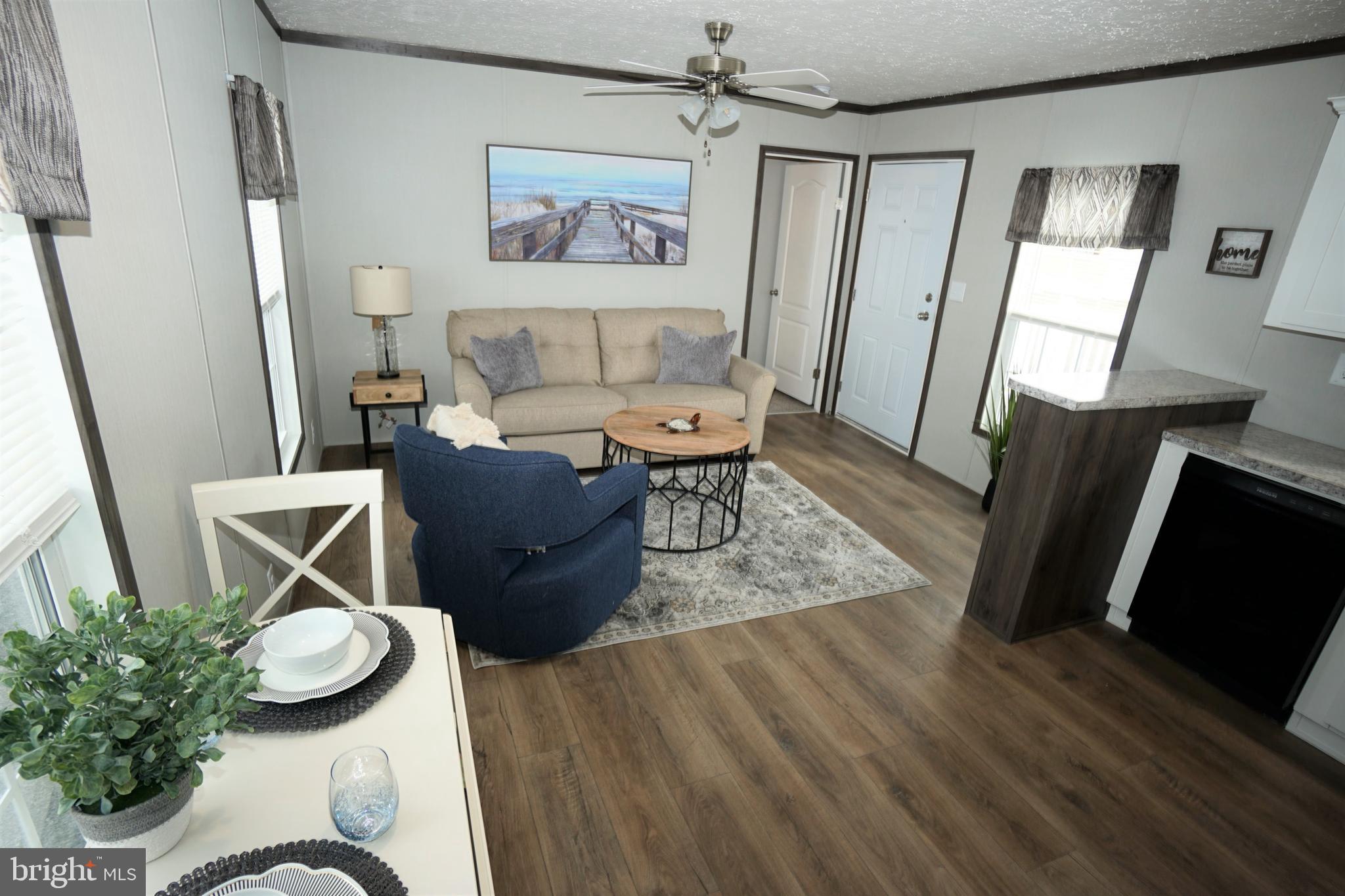 SALT LIFE PARK LLC - Residential