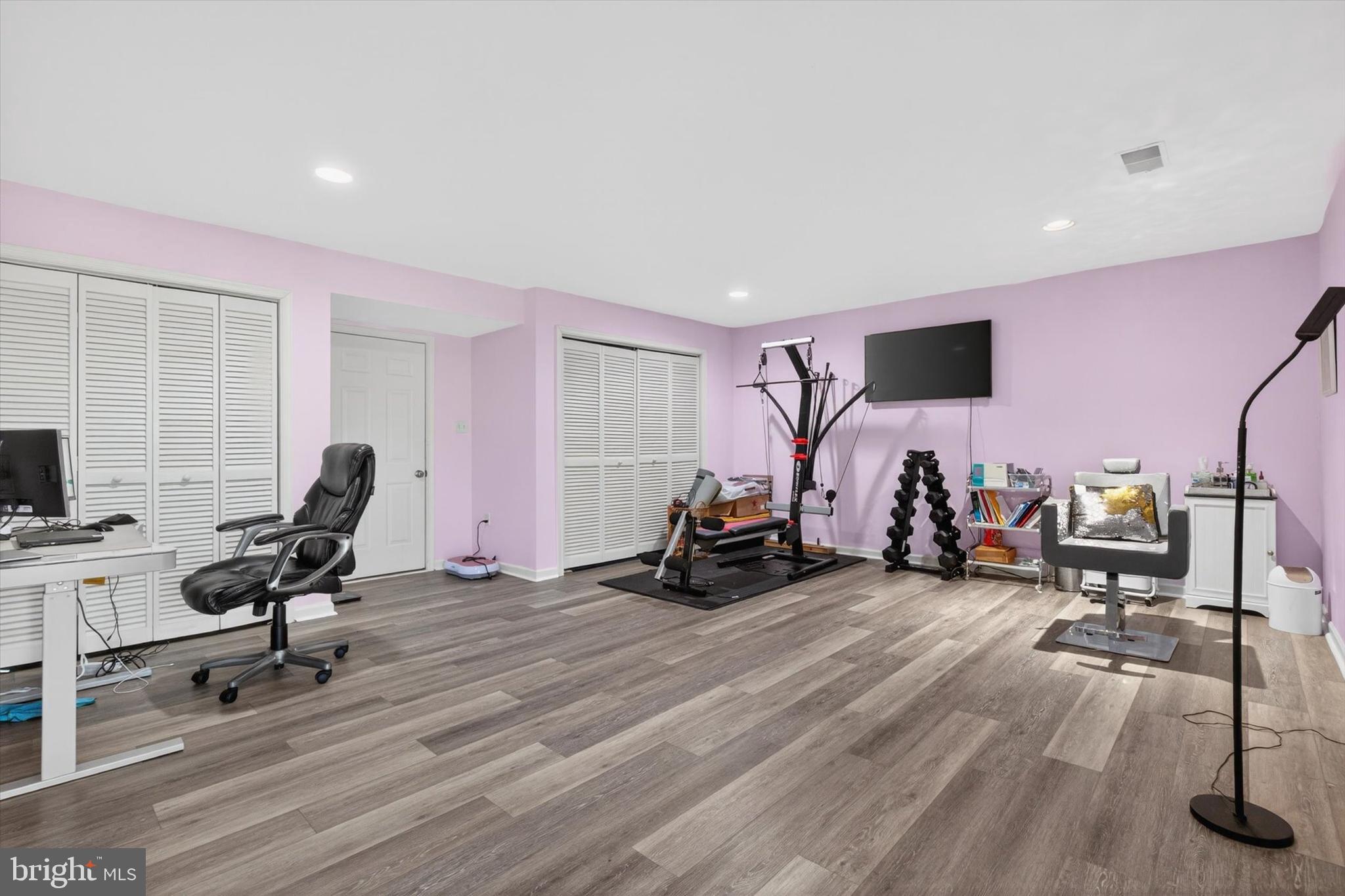 BROOK MEADOW - Residential