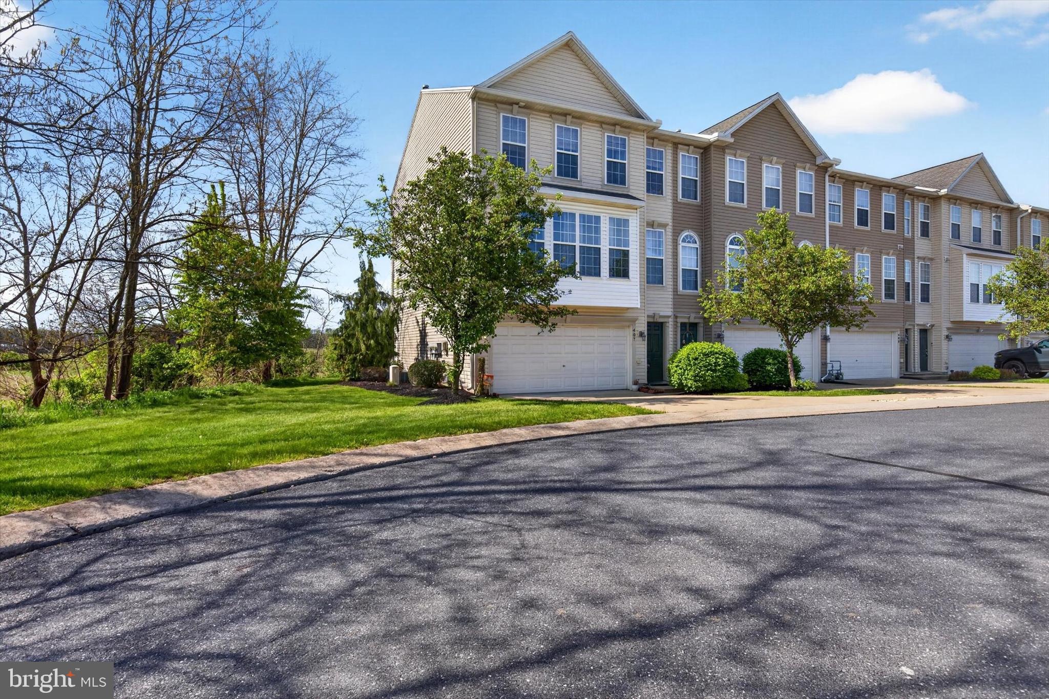 BROOK MEADOW - Residential