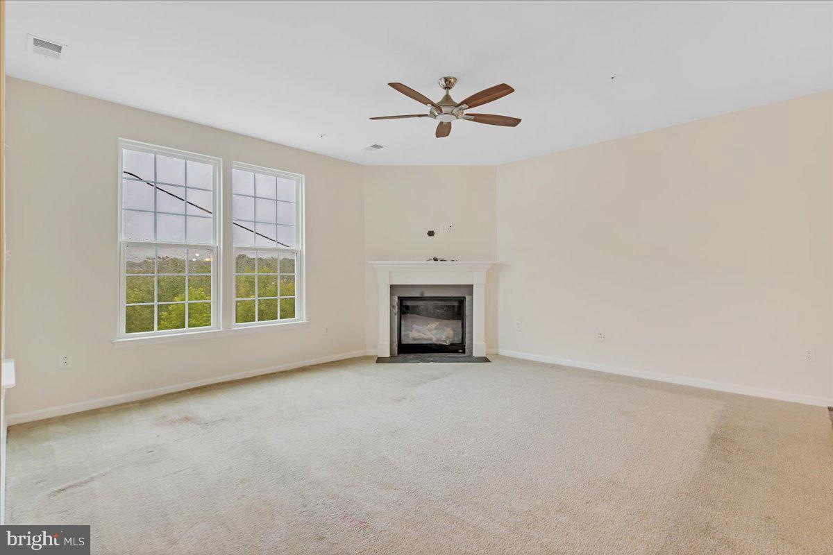 GREENBELT STATION - Residential